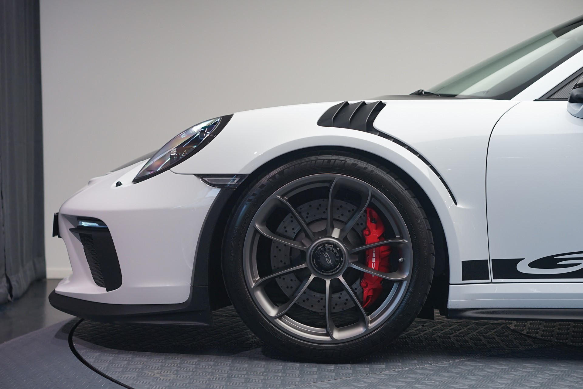 PORSCHE 911 GT3 RS PDK *Weissach*-image-49