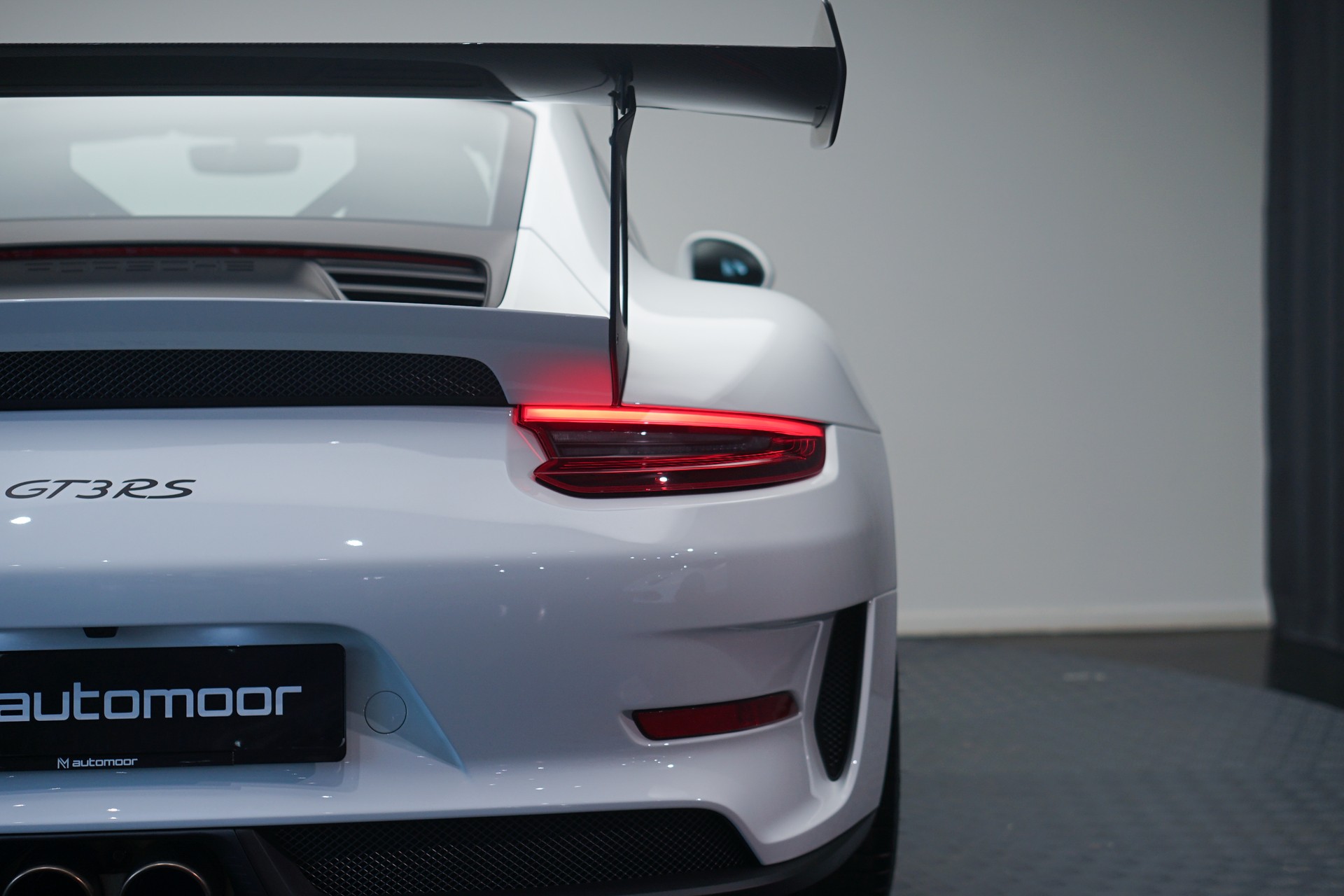 PORSCHE 911 GT3 RS PDK *Weissach*-image-38