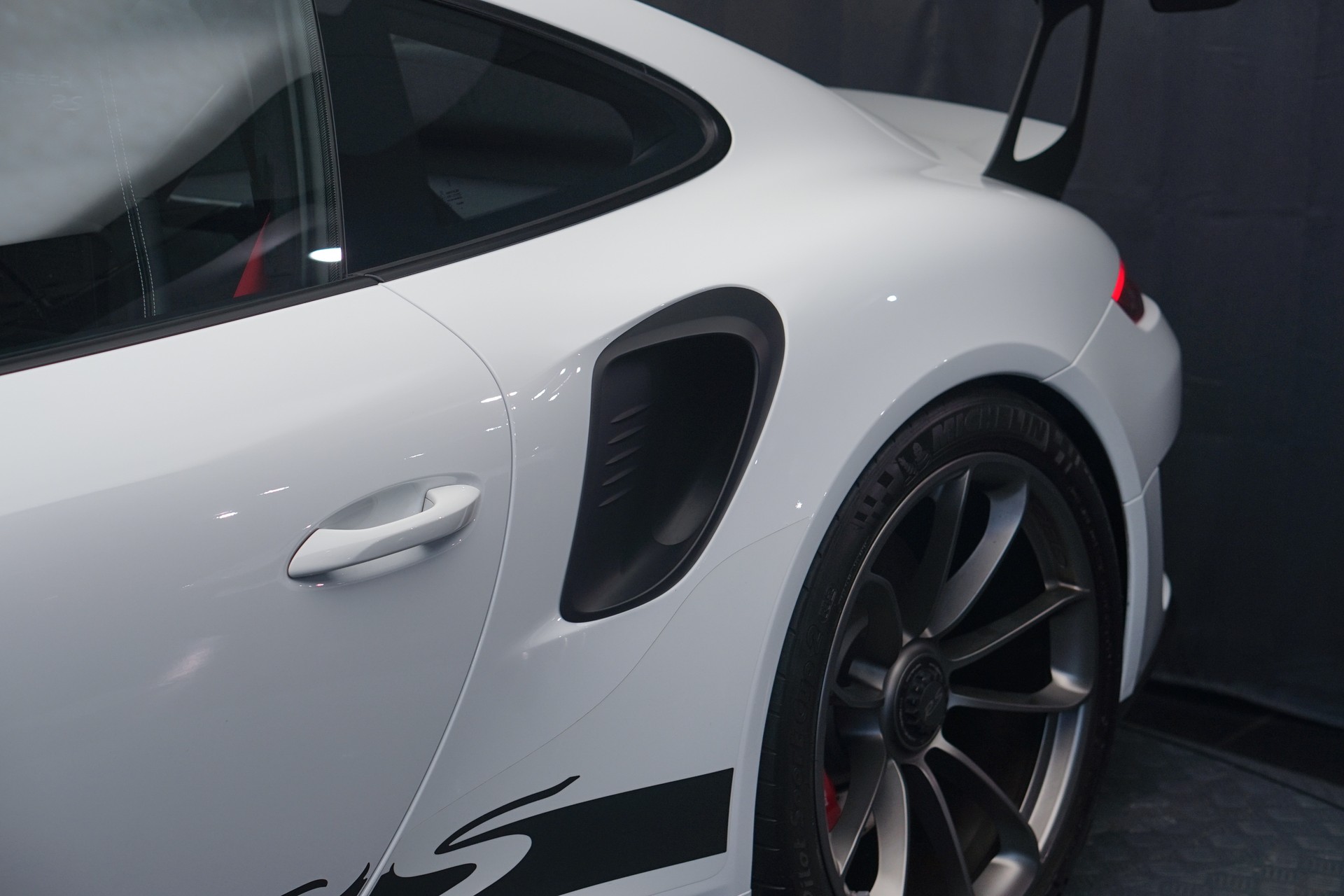 PORSCHE 911 GT3 RS PDK *Weissach*-image-48