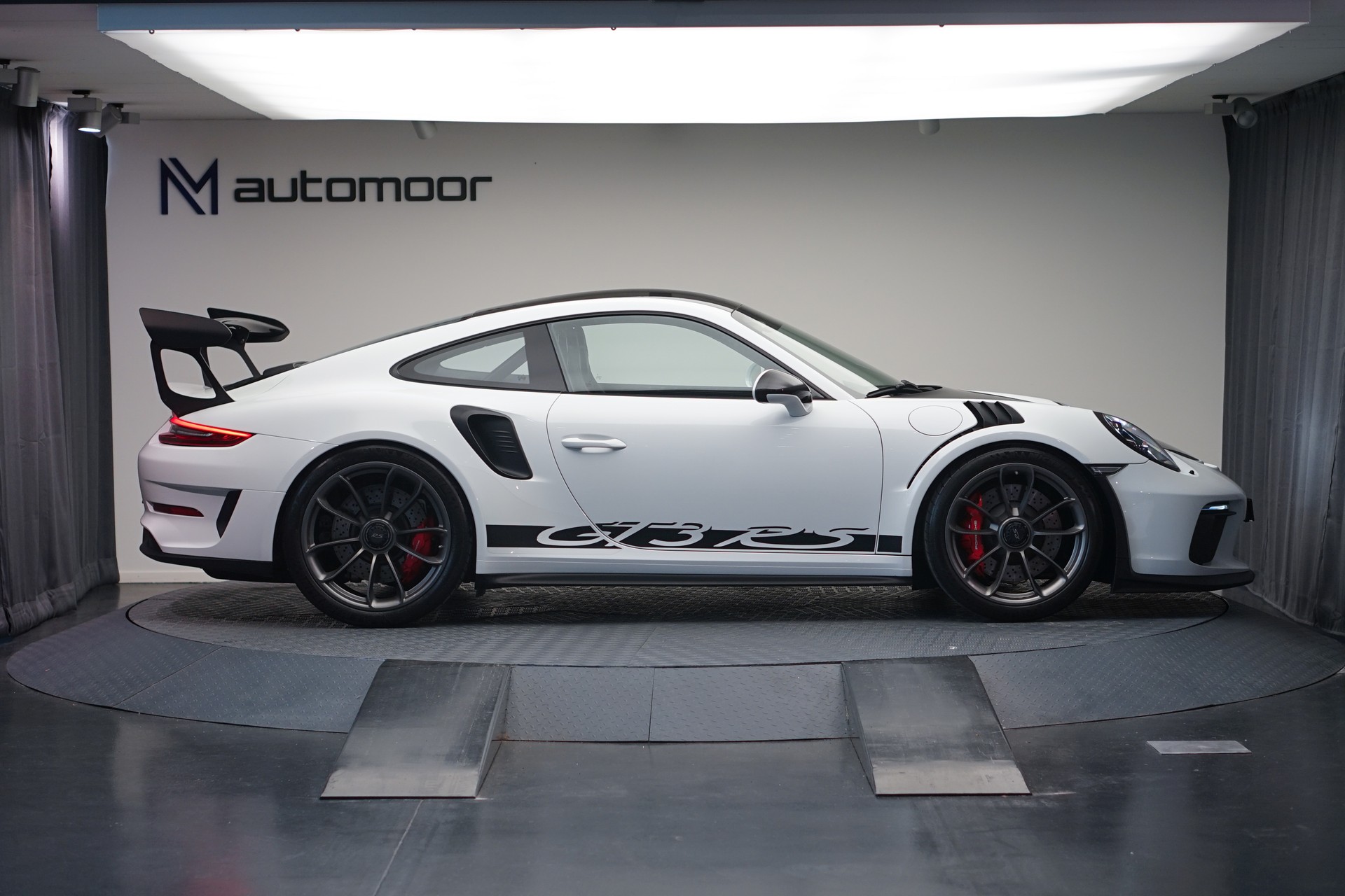 PORSCHE 911 GT3 RS PDK *Weissach*-image-3