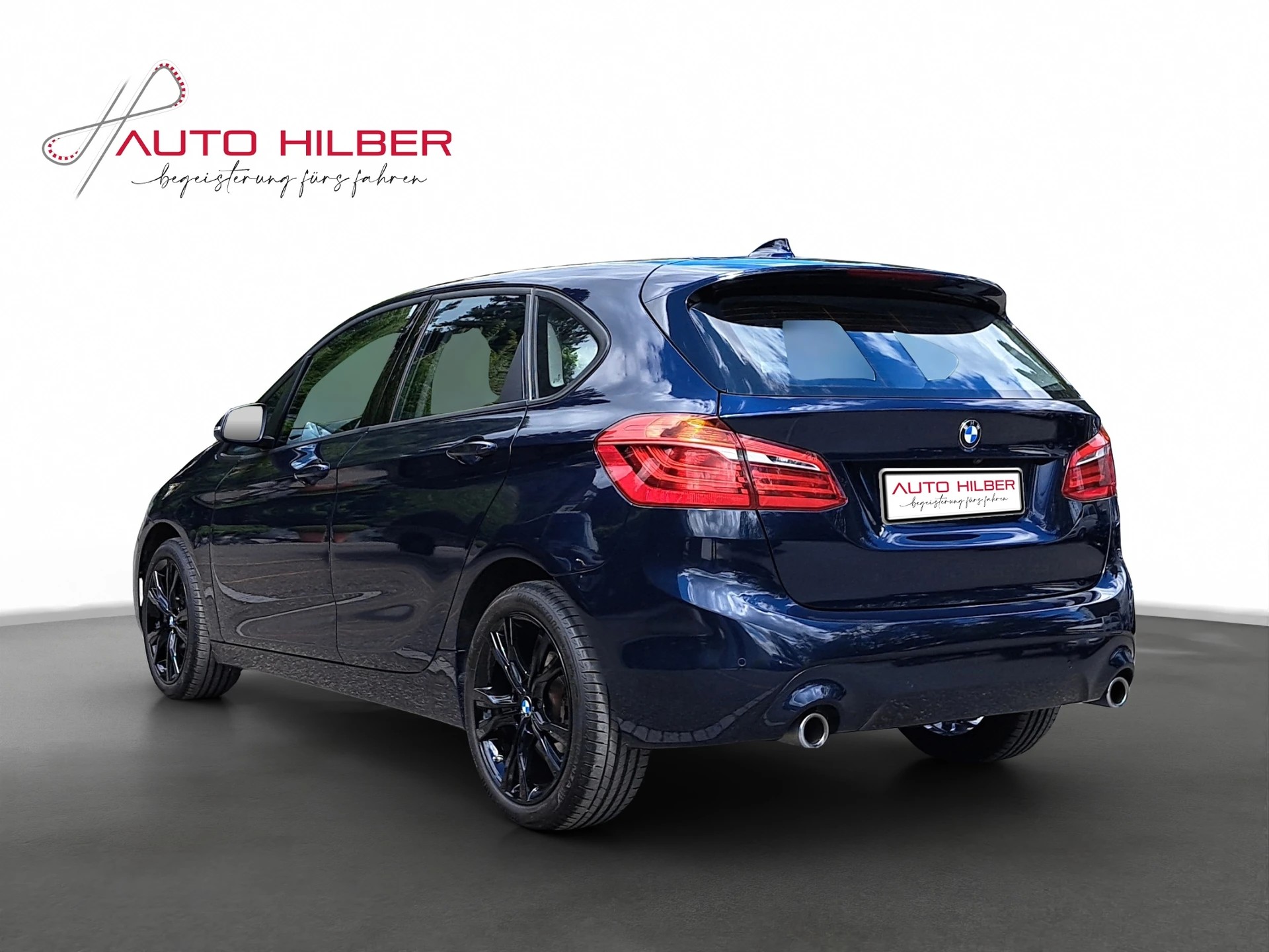 BMW 220i Active Tourer DKG *Anhängerkupplung*-image-4
