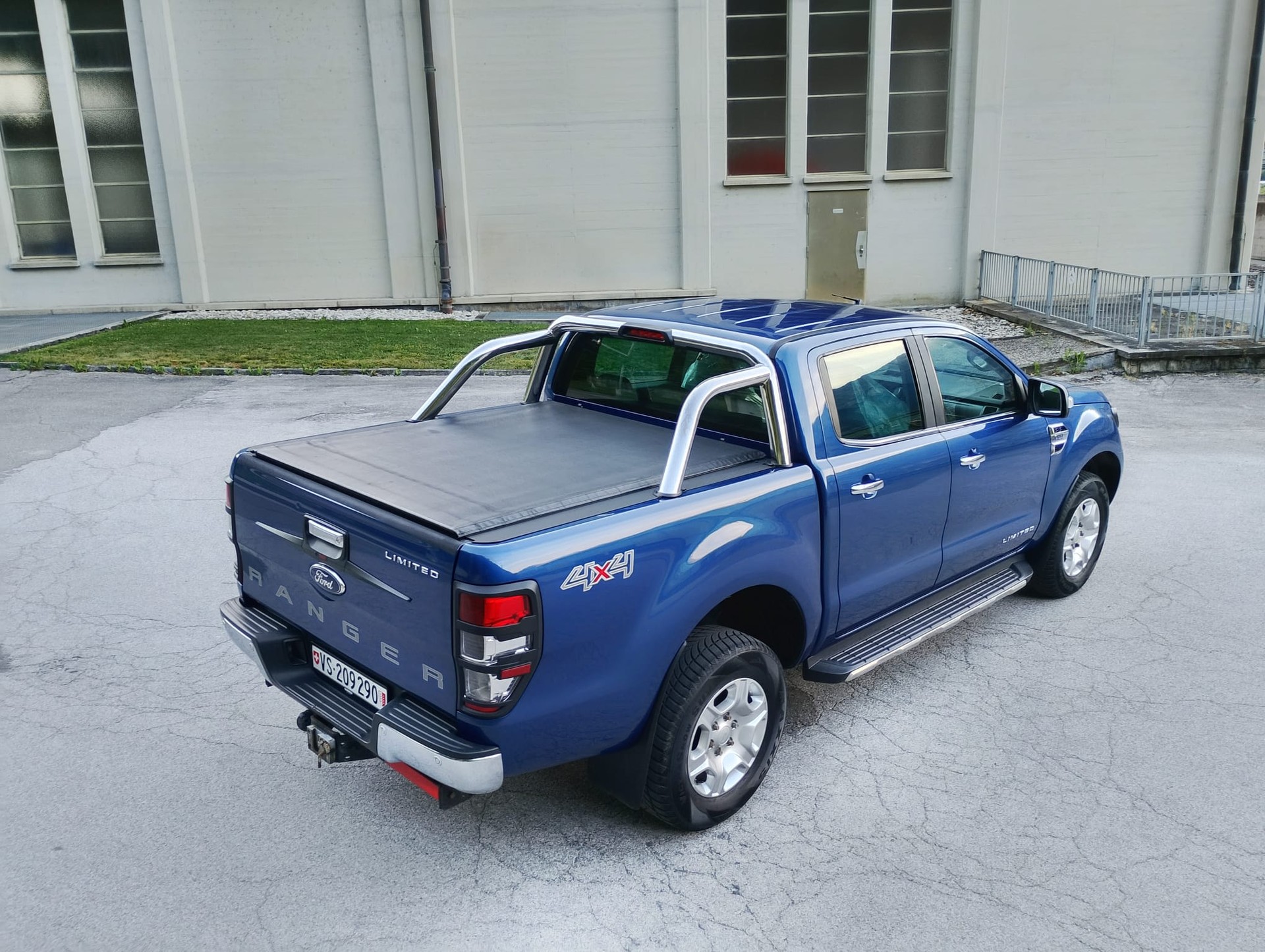 FORD 3.2 TDCi 4x4 Limited-image-2
