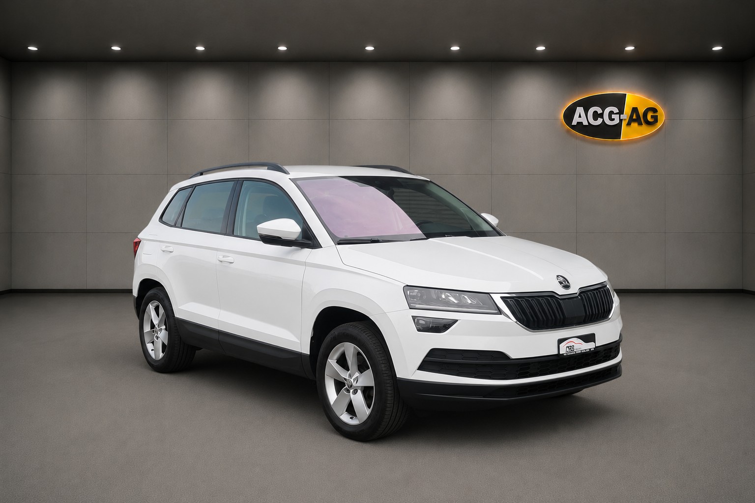 SKODA Karoq 2.0 TDI CR Ambition 4x4 DSG ** Gr-Navi ** RF-Kamera ** Anh-Kupplung ** Totwinkel-Assist ** Frisch Ab MFK & Service **-image-0