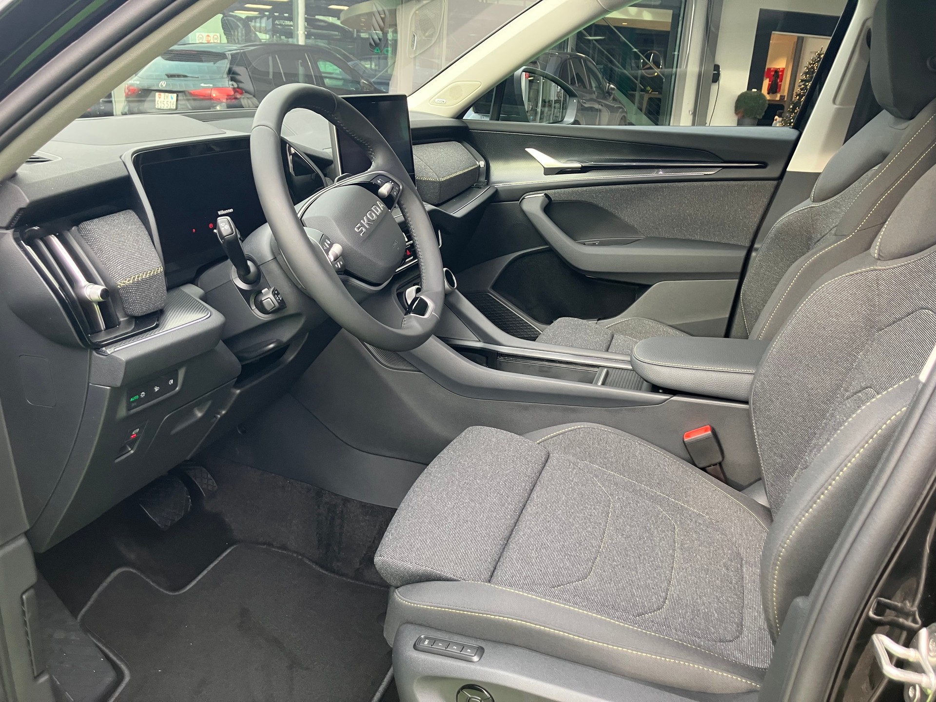 SKODA Kodiaq 2.0 TSI Dynamic 4x4 DSG-image-6