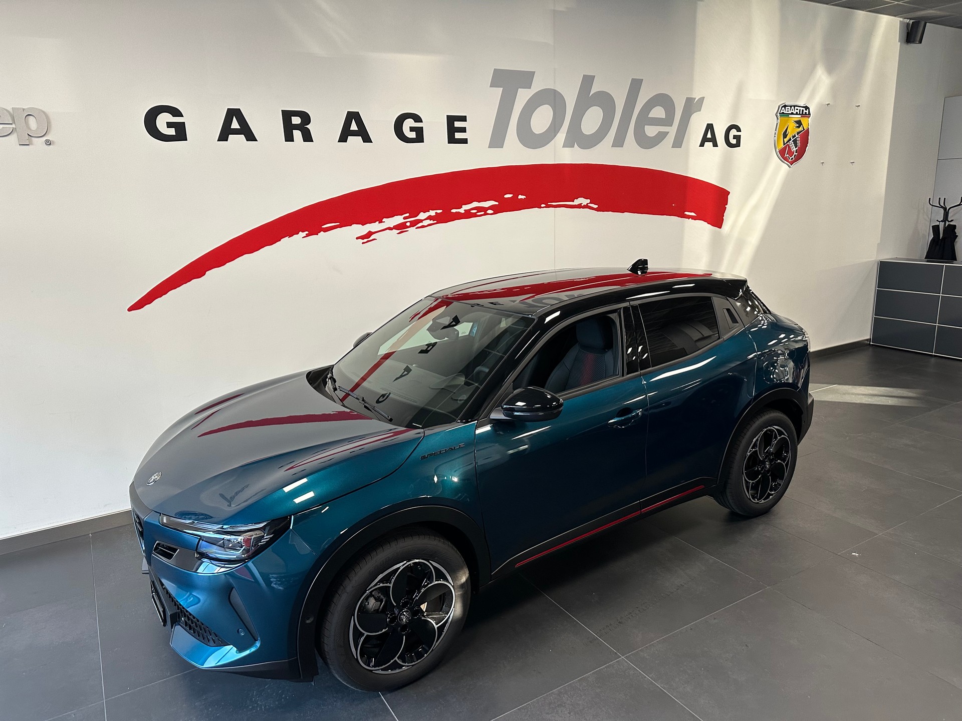 ALFA ROMEO Junior BEV 156 54kWh Speciale + Tech-image-17