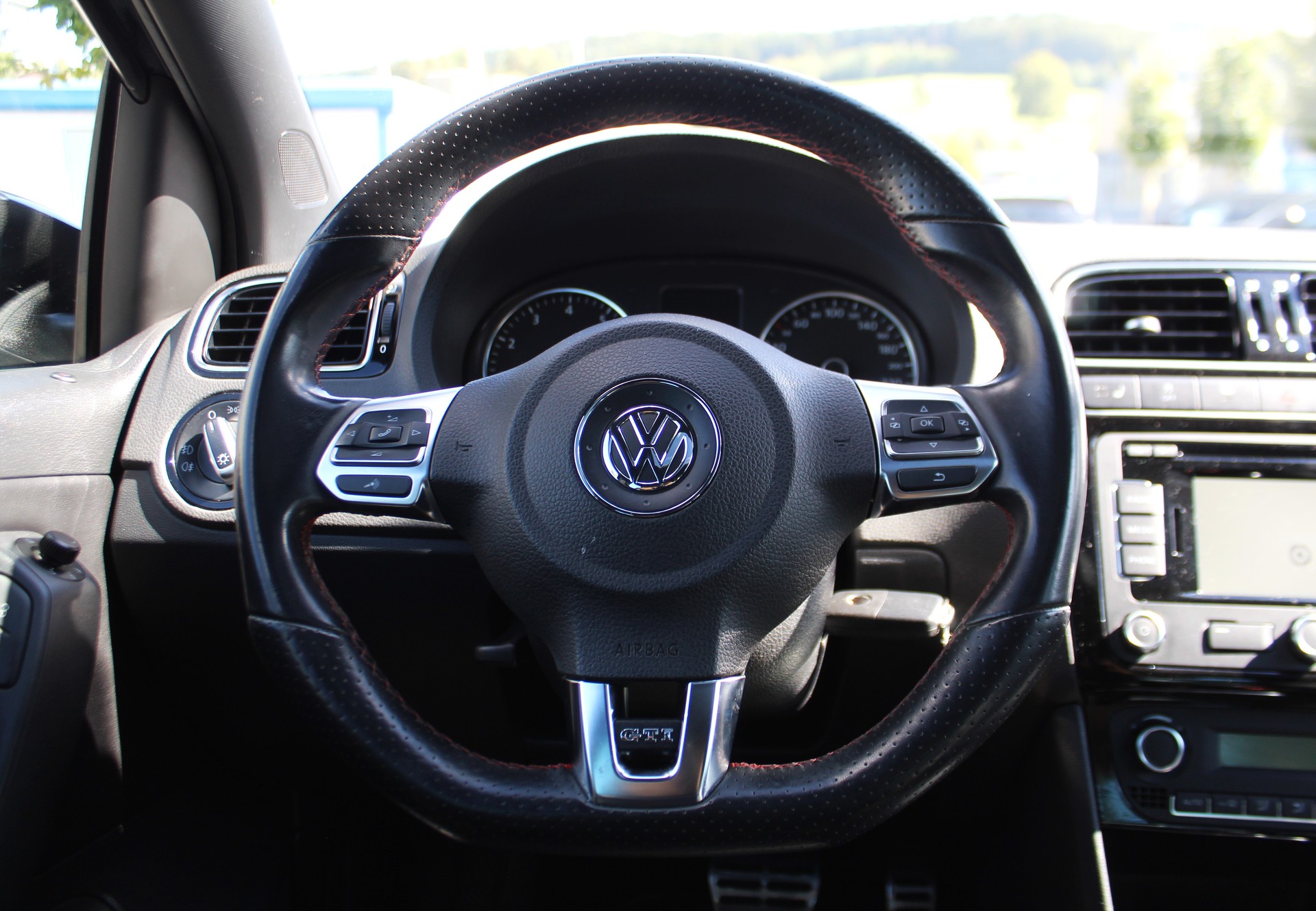 VW Polo 1.4 TSI GTI DSG / Panoramadach / Sportsitze-image-12