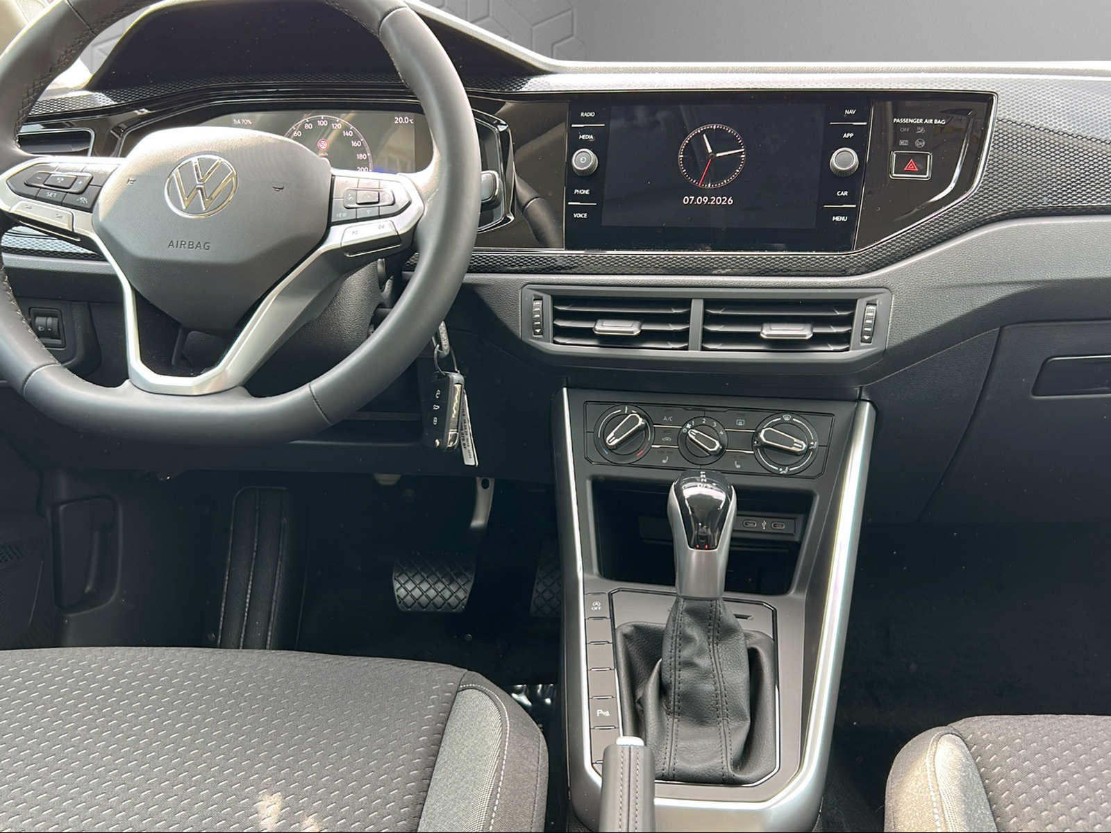 VW Polo 1.0 TSI Life DSG-image-11