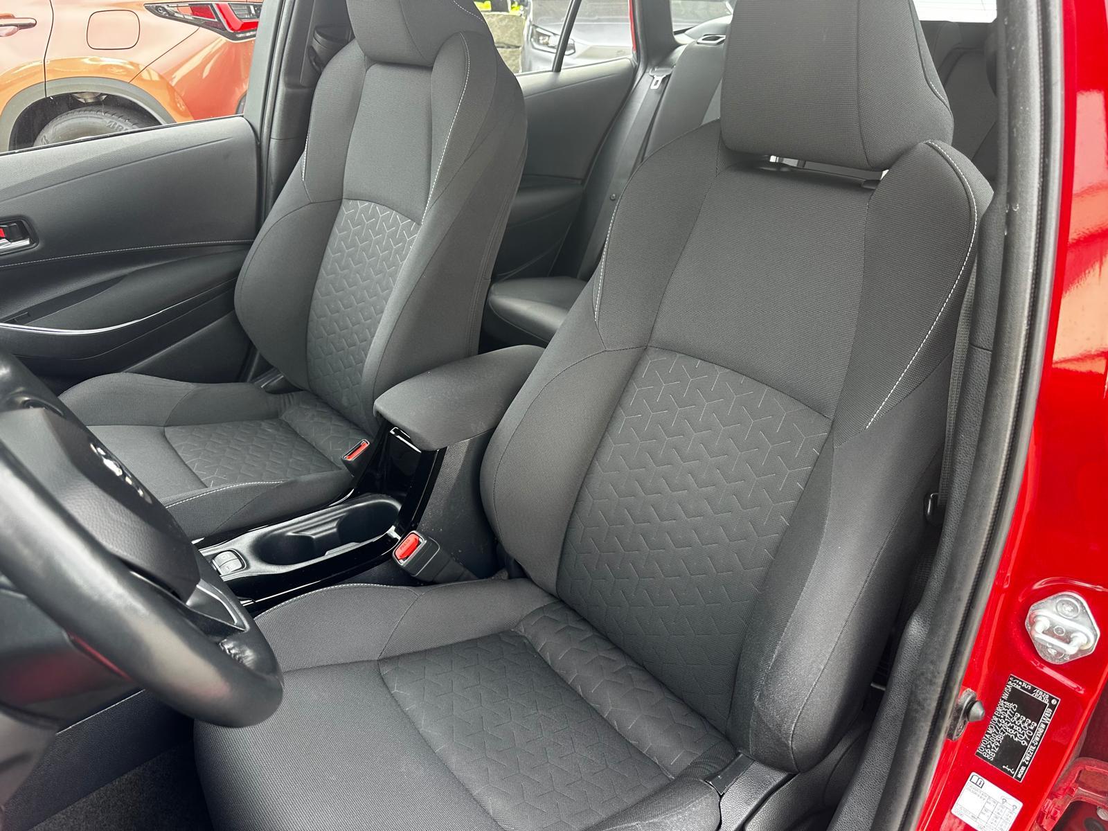 TOYOTA Corolla Touring Sports 1.8 HSD Comfort-image-9