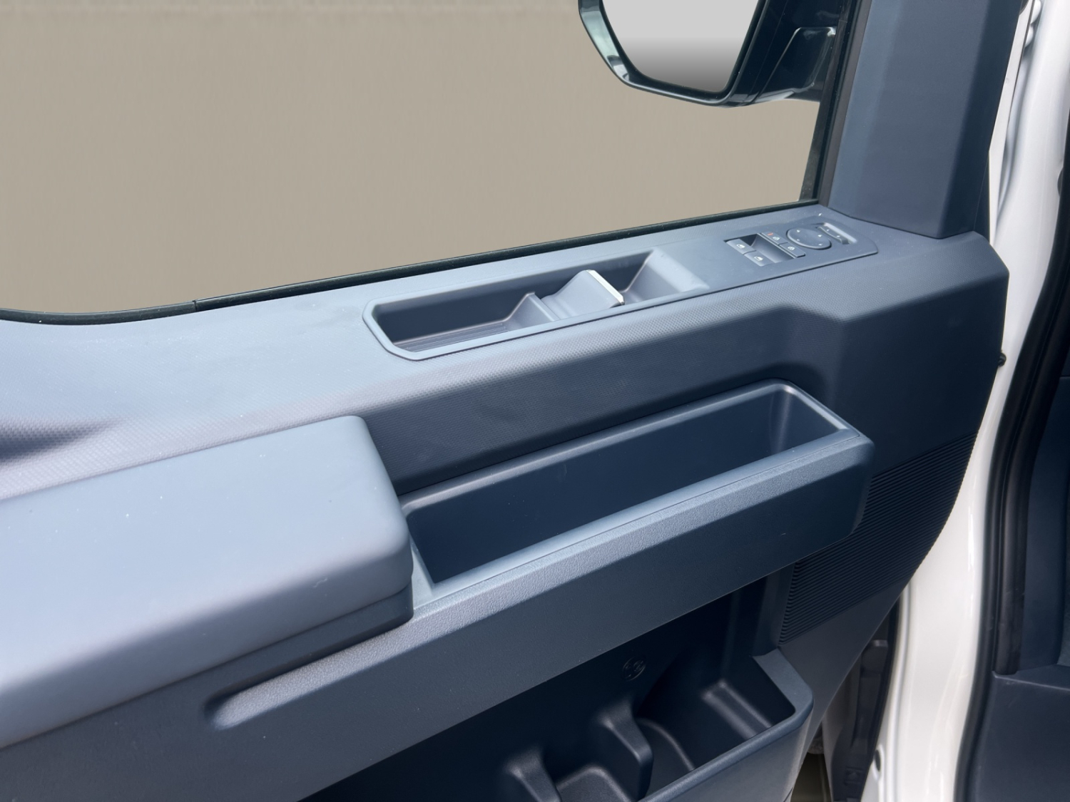 KIA PV5 Cargo 51.5 kWh Essential-image-15
