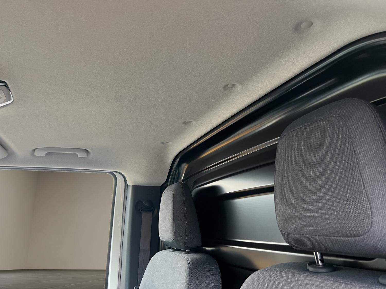 KIA PV5 Cargo 51.5 kWh Essential-image-9