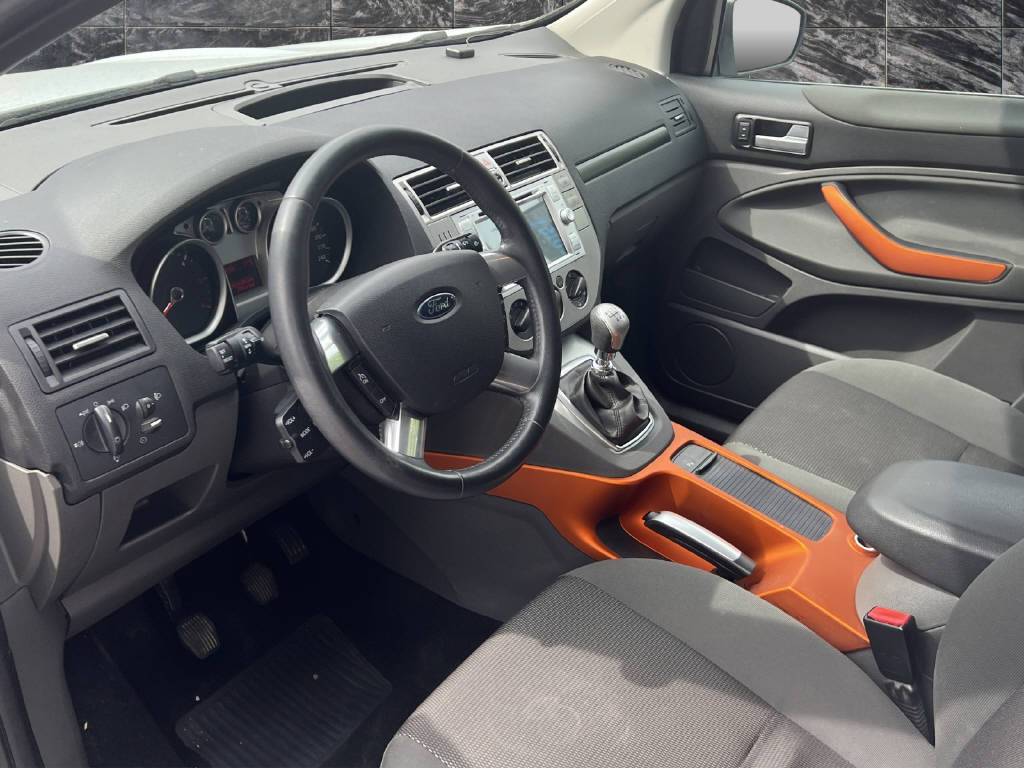 FORD Kuga 2.0 TDCi 140 Carving-image-6