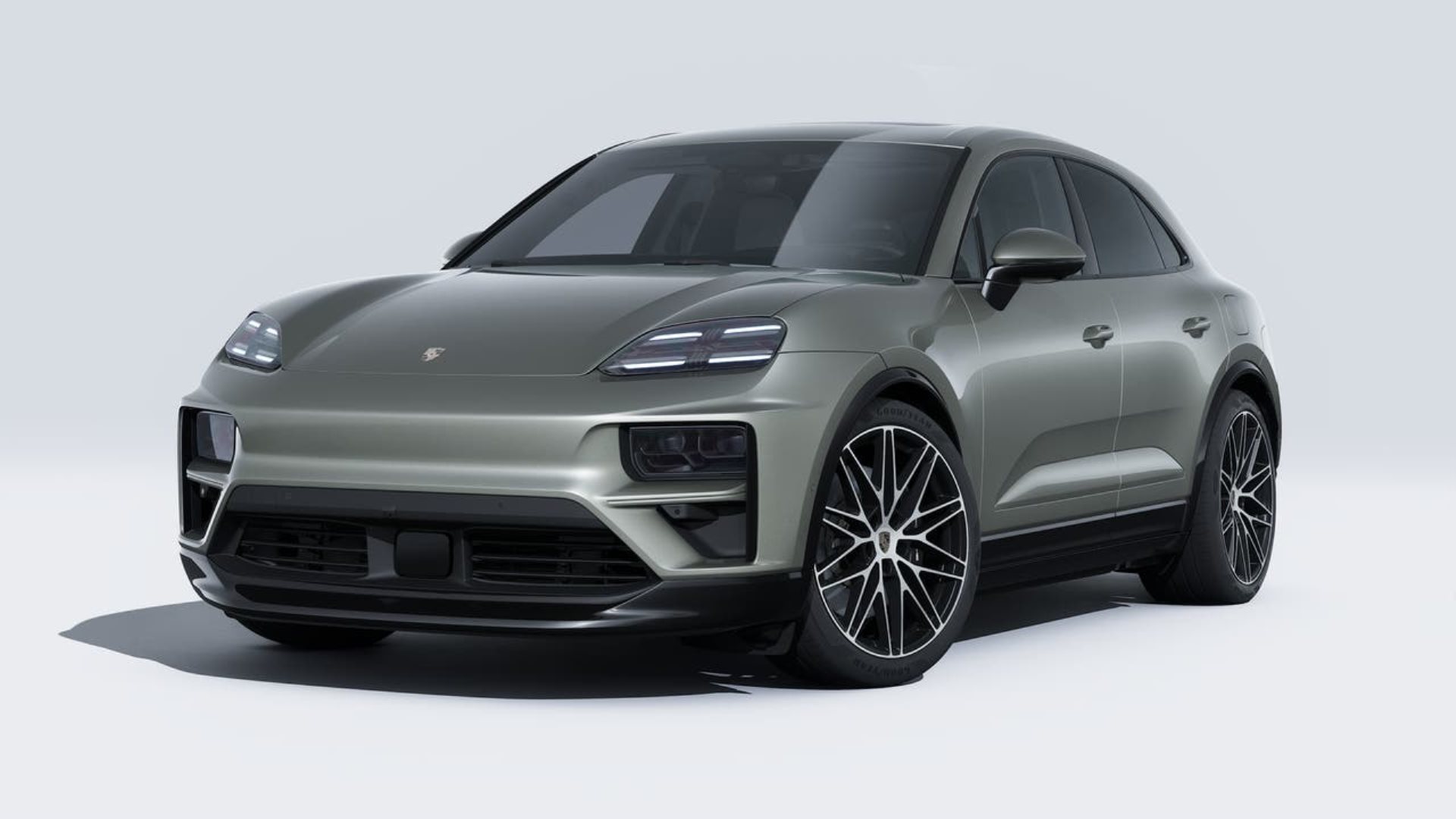 PORSCHE Macan Turbo-image-0