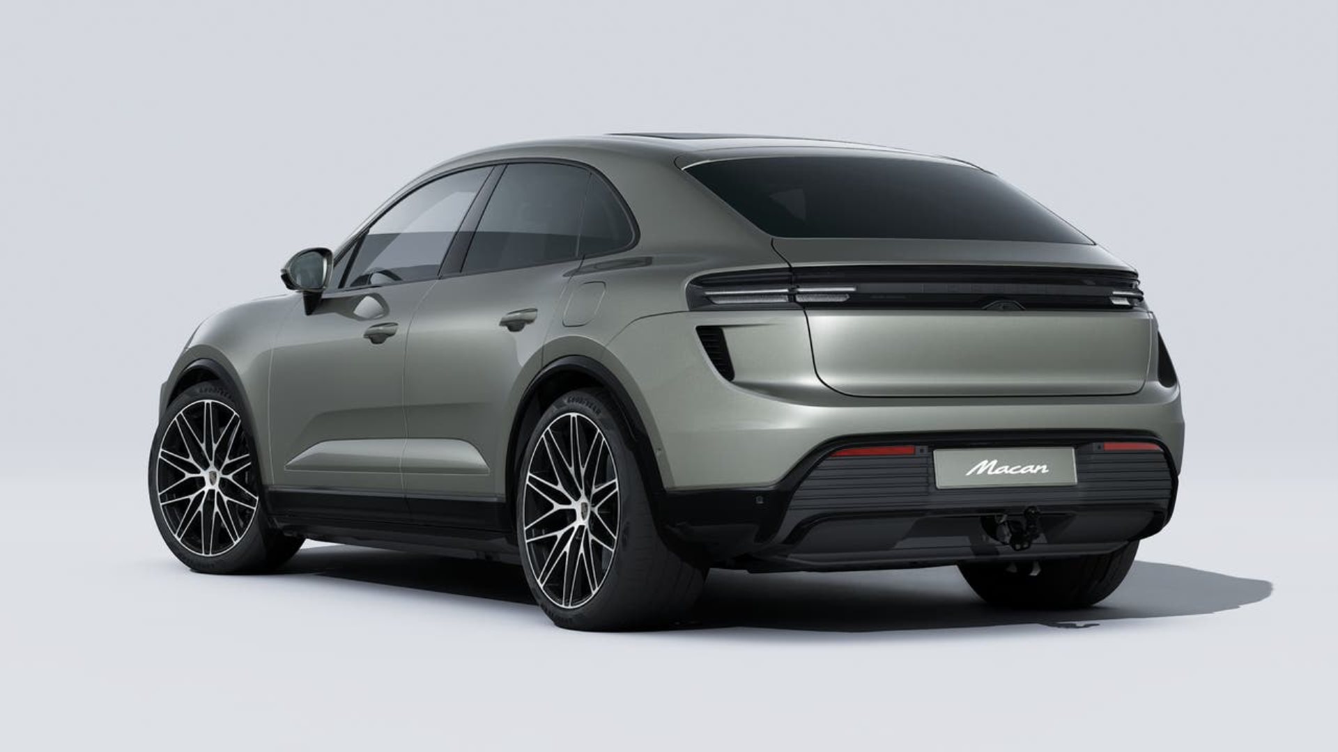 PORSCHE Macan Turbo-image-2