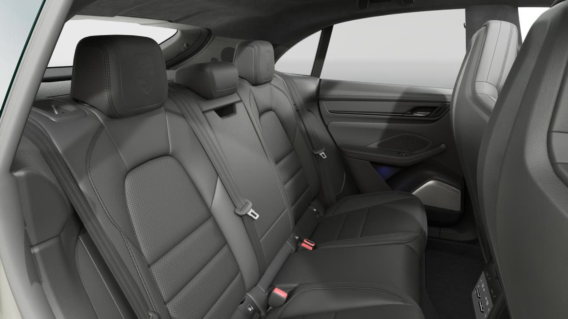 PORSCHE Macan Turbo-image-12