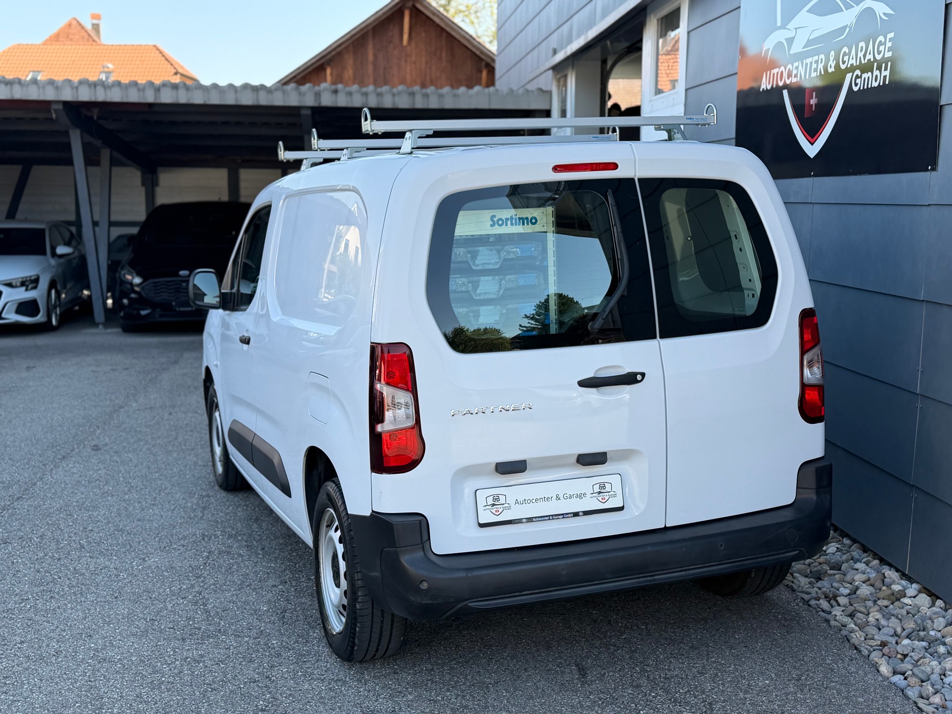 PEUGEOT Partner 1.2 Pure Tech s/s Premium EAT8 1000kg-image-6
