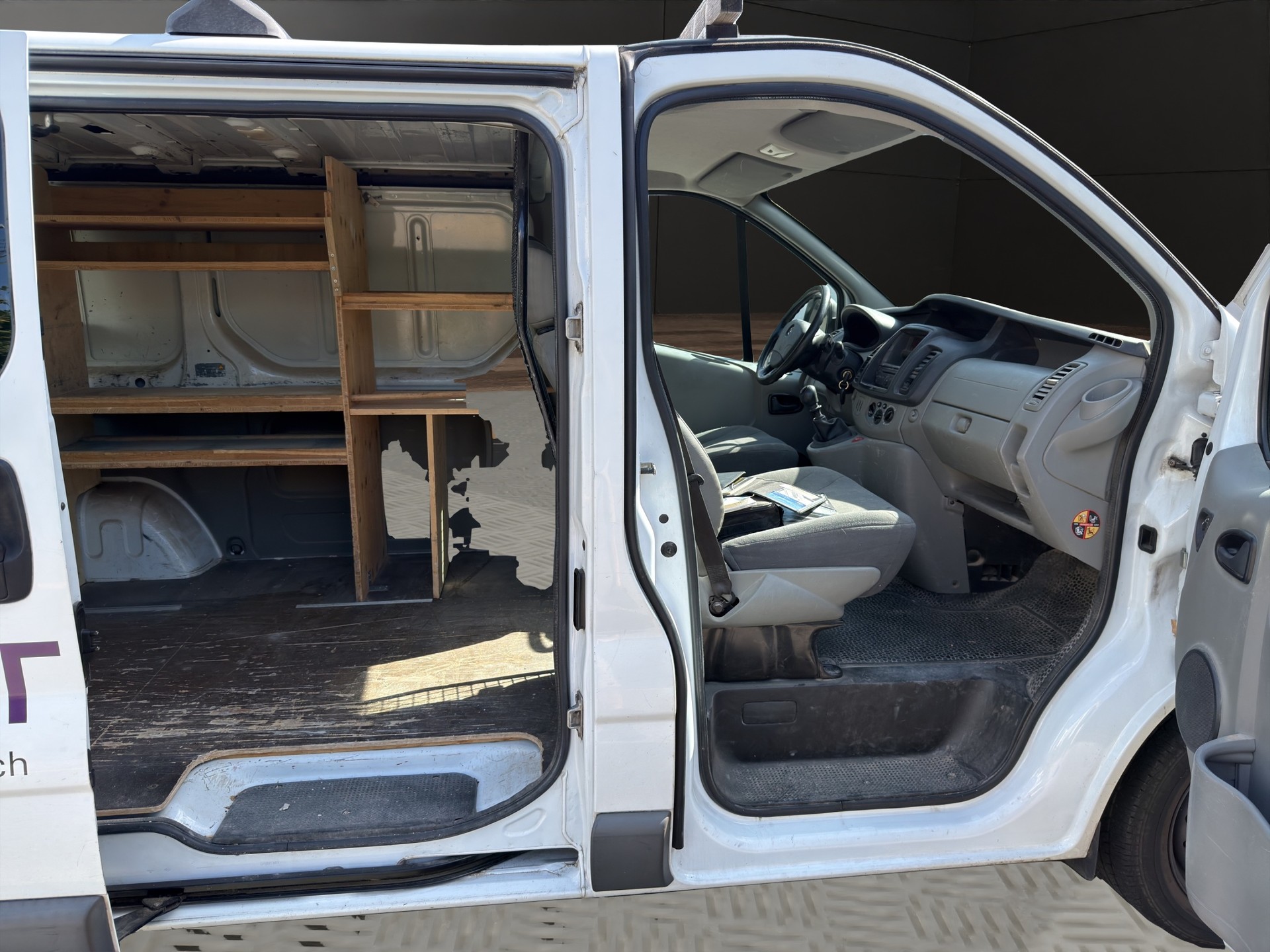 OPEL Vivaro 2.0 CDTI A 2.7t L1H1-image-13