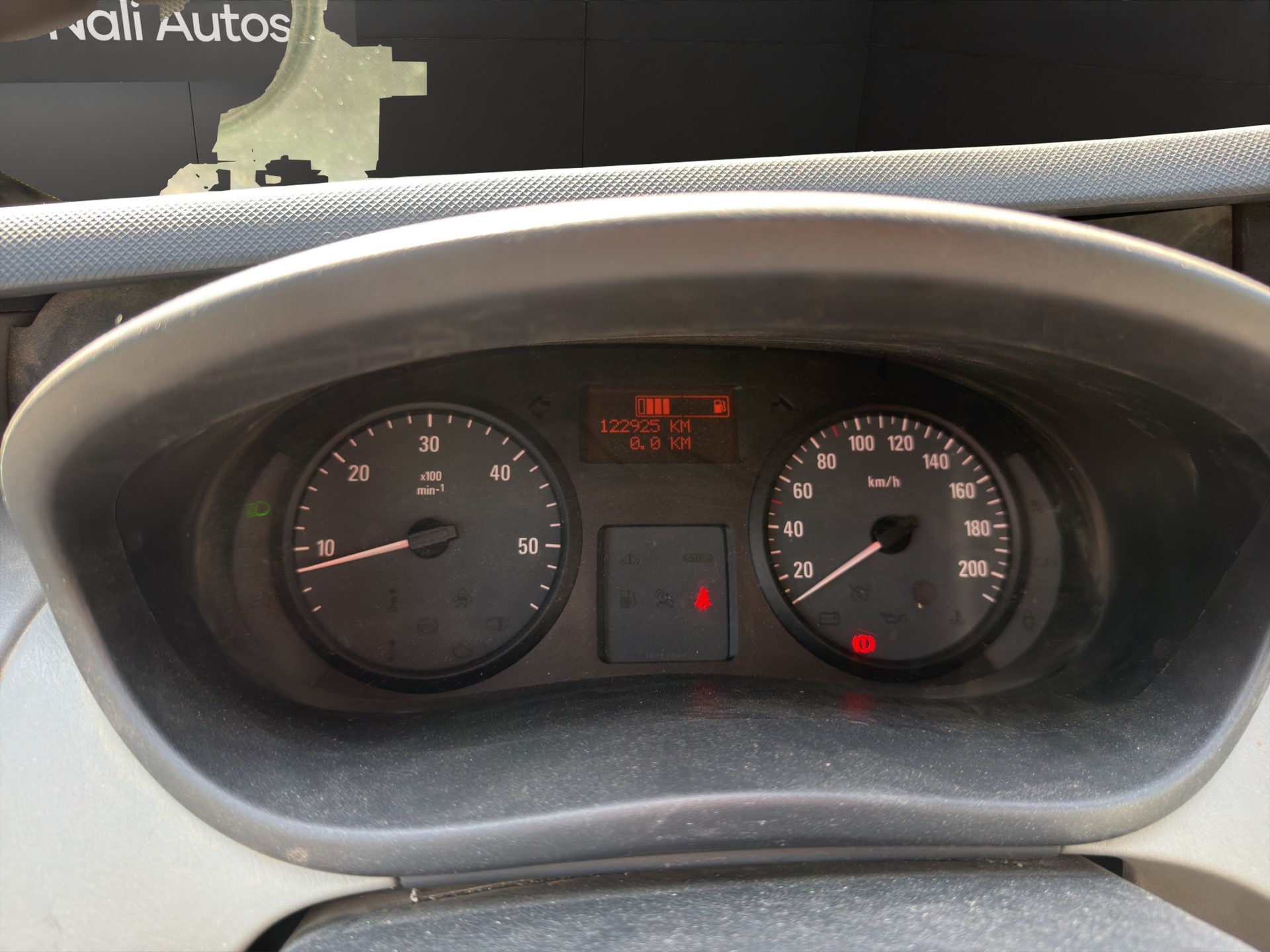 OPEL Vivaro 2.0 CDTI A 2.7t L1H1-image-11