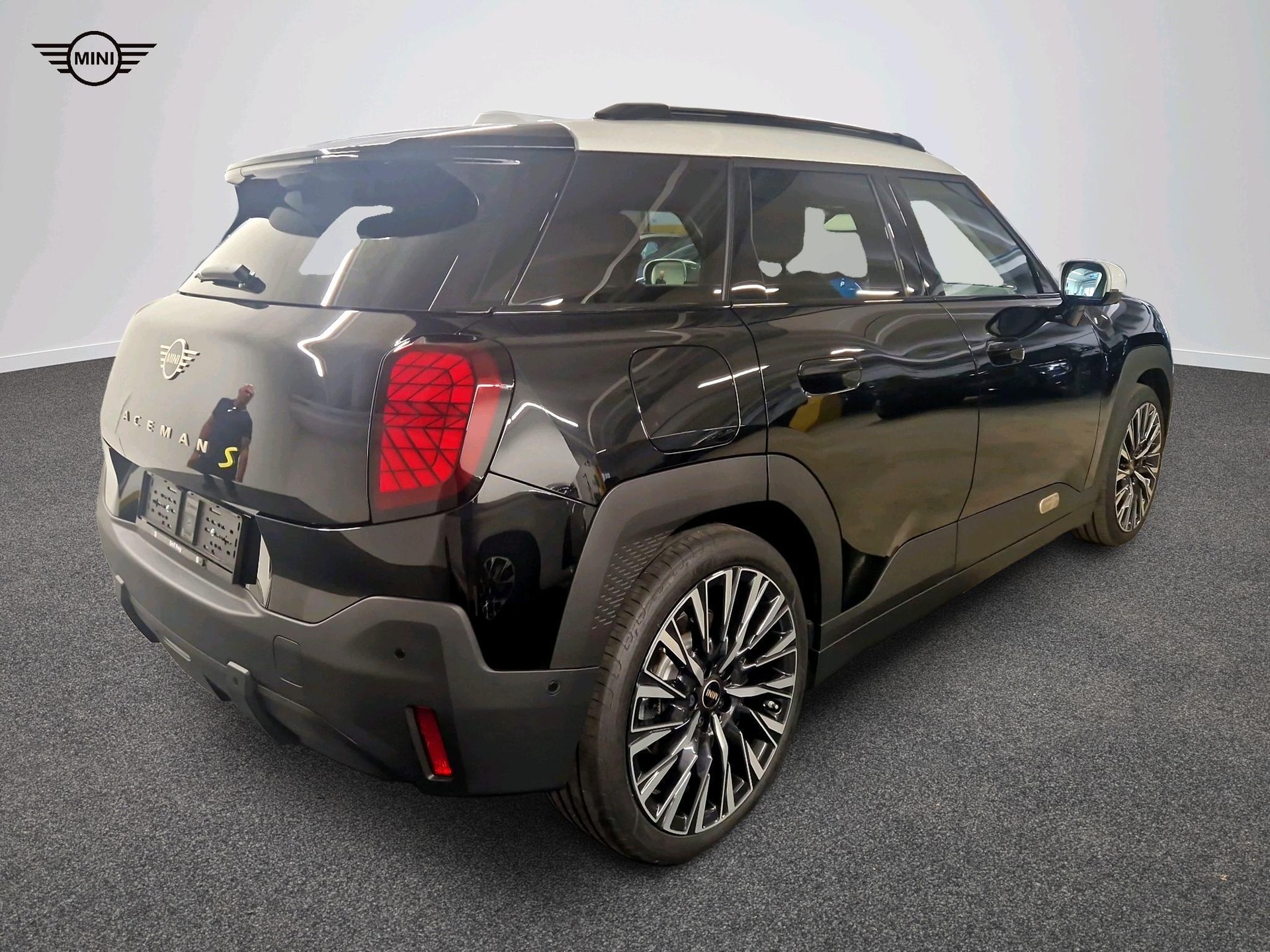 MINI Aceman SE-showroom-element-3