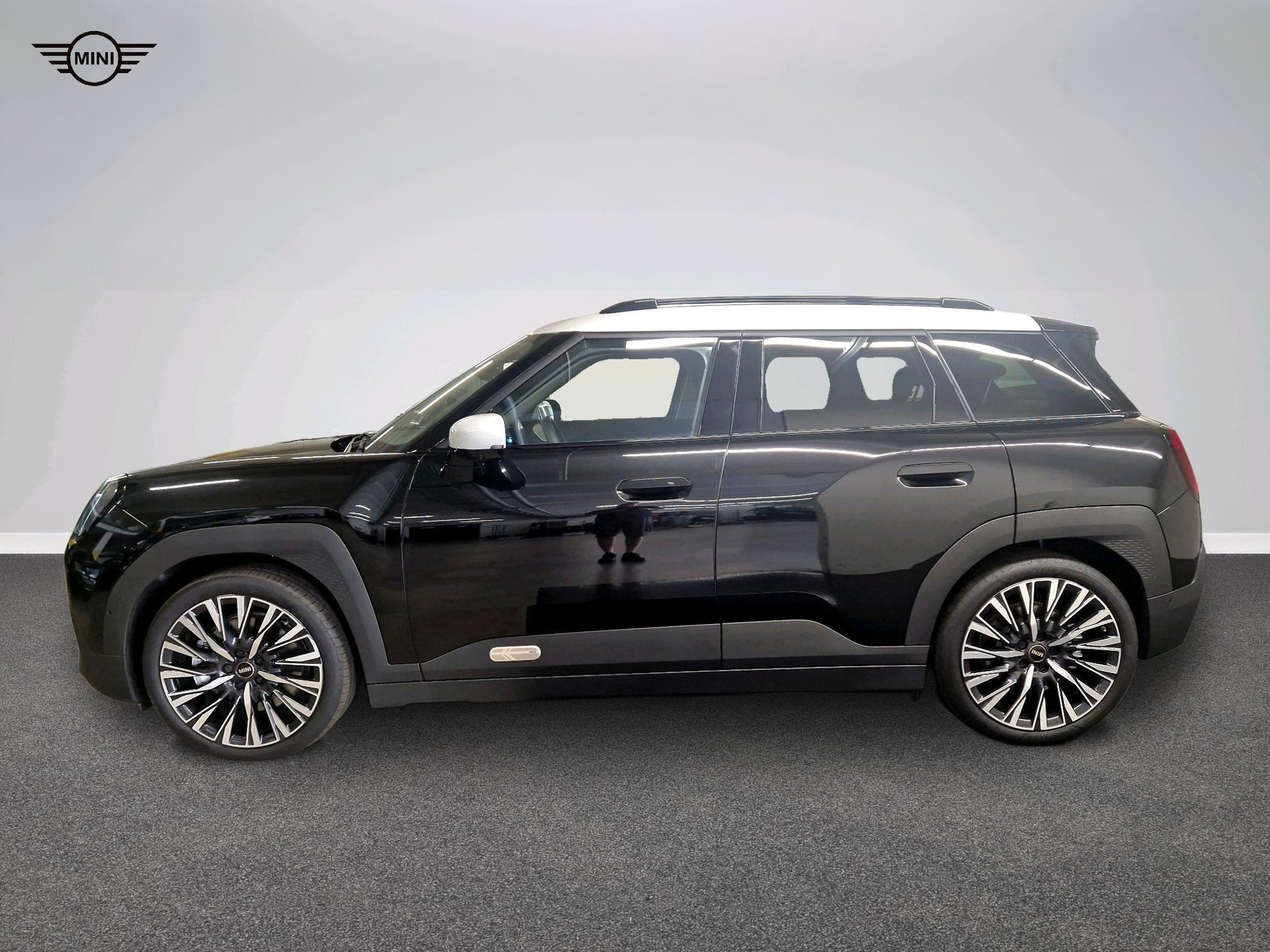 MINI Aceman SE-showroom-element-1