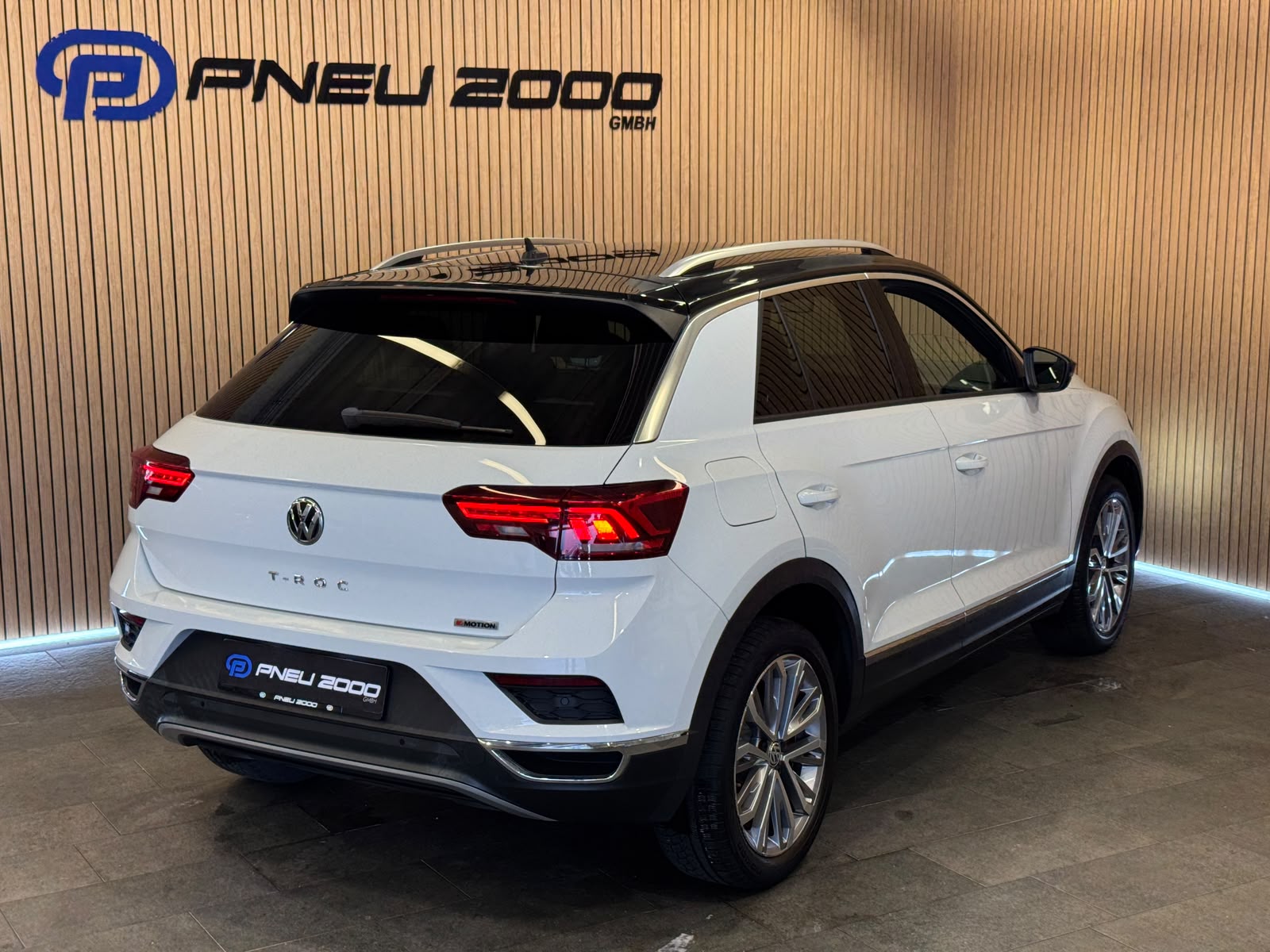 VW T-Roc 2.0 TDI SCR Sport DSG 4Motion-image-4