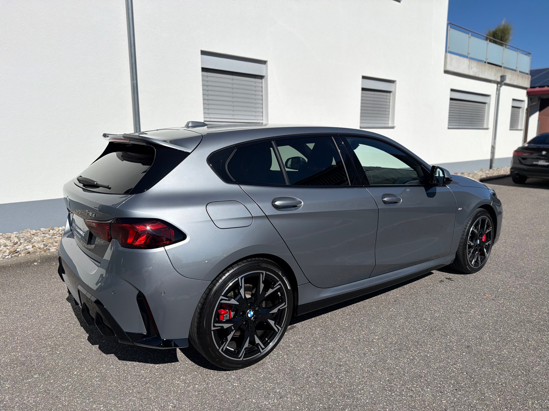BMW 118d Steptronic M Sport Pro-image-5