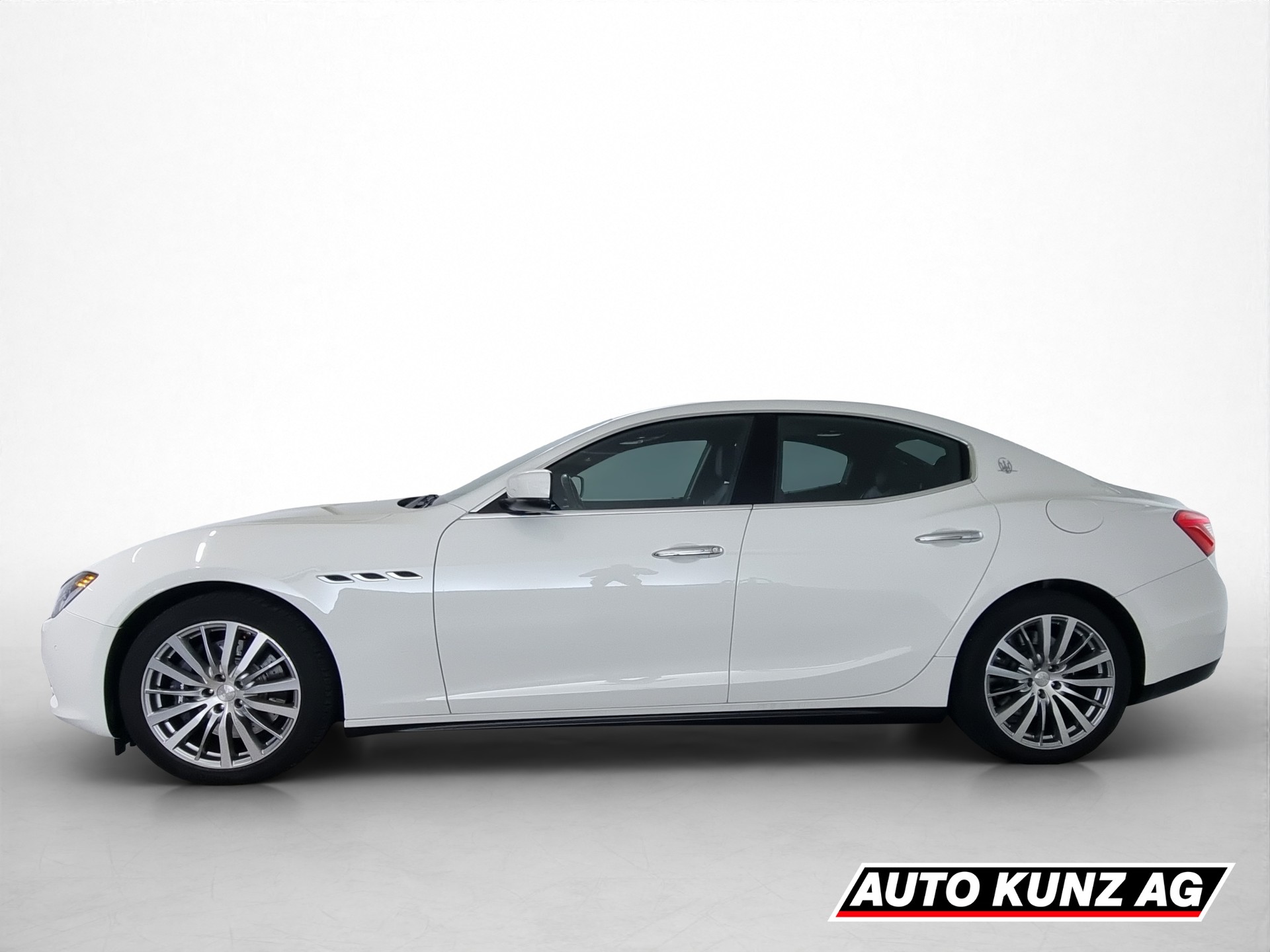MASERATI Ghibli 3.0 V6-image-2
