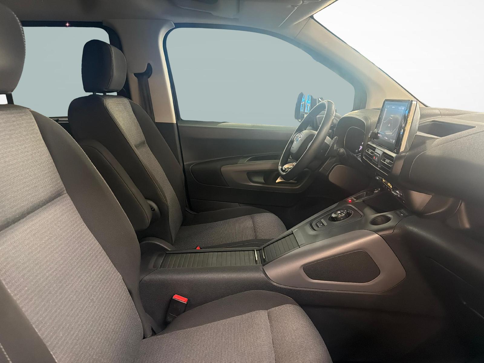 TOYOTA Proace City Verso L1 1.5 HDi 130 Trend-image-11