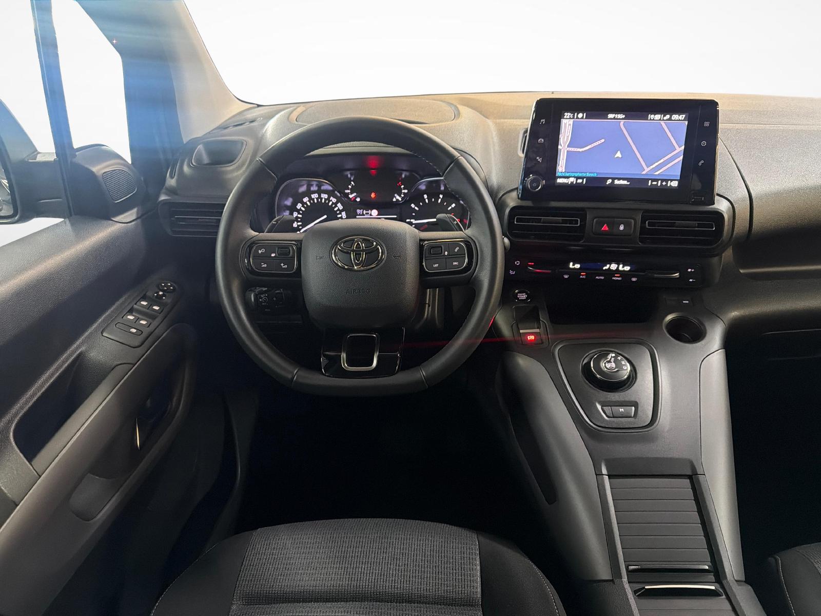 TOYOTA Proace City Verso L1 1.5 HDi 130 Trend-image-13