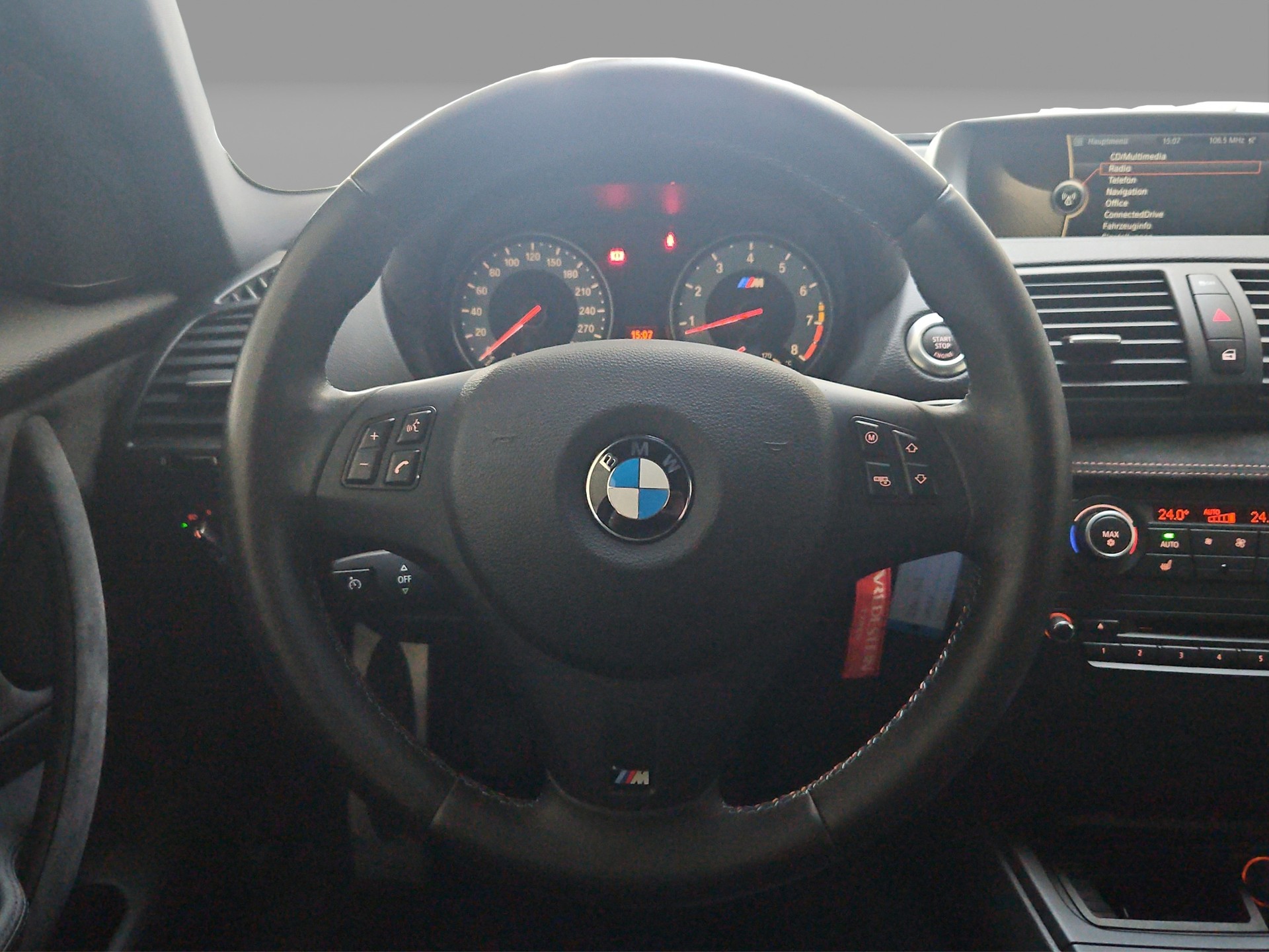 BMW 1er M Coupé-image-7