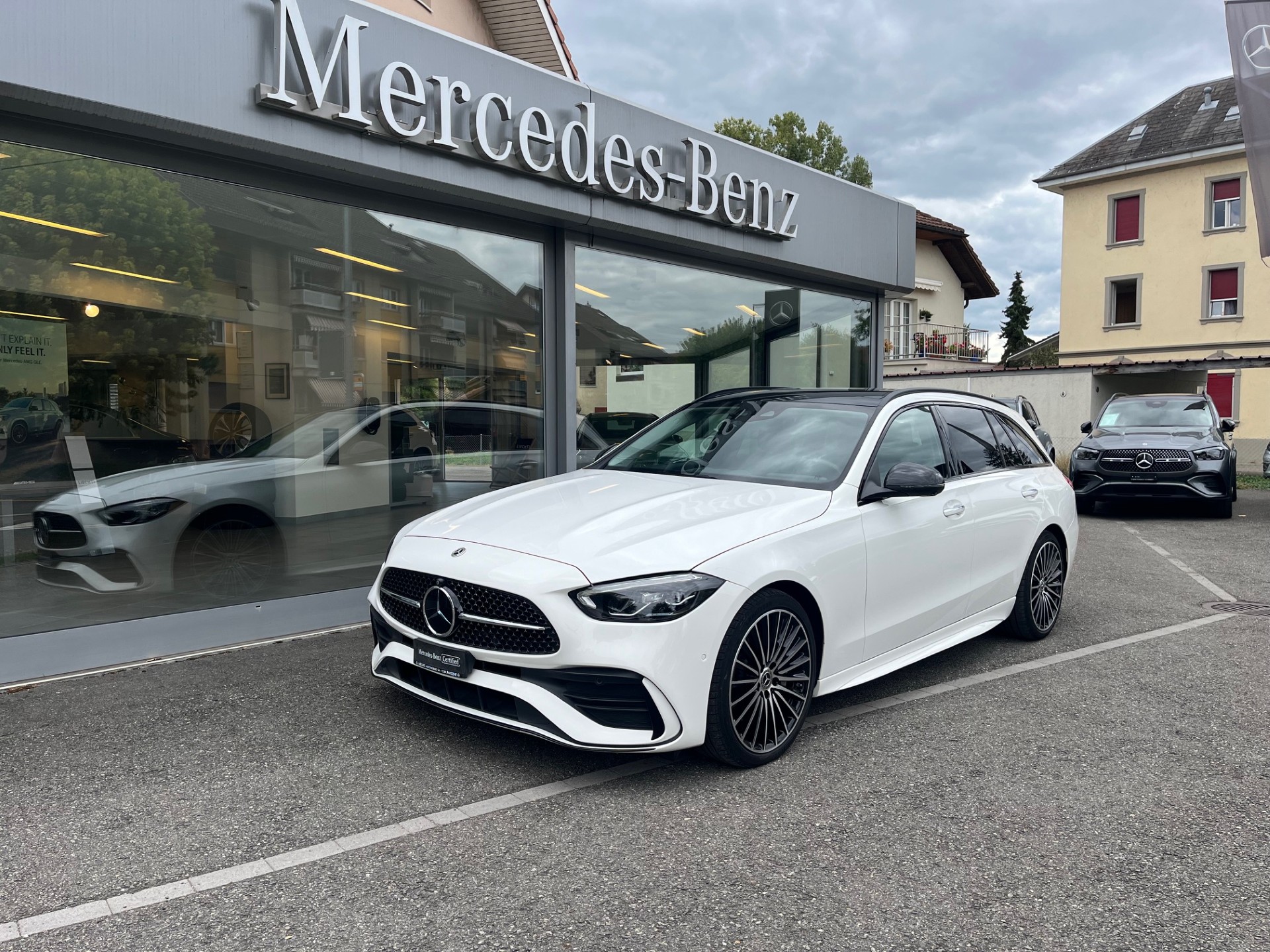 MERCEDES-BENZ C 220 d T 4Matic Swiss Star-showroom-element-1