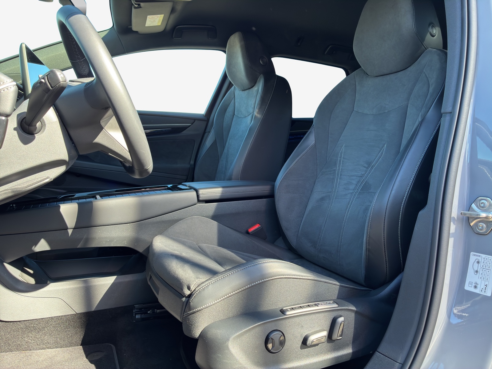 VW ID.7 Tourer Pro S 86 kWh Pro S United-image-7