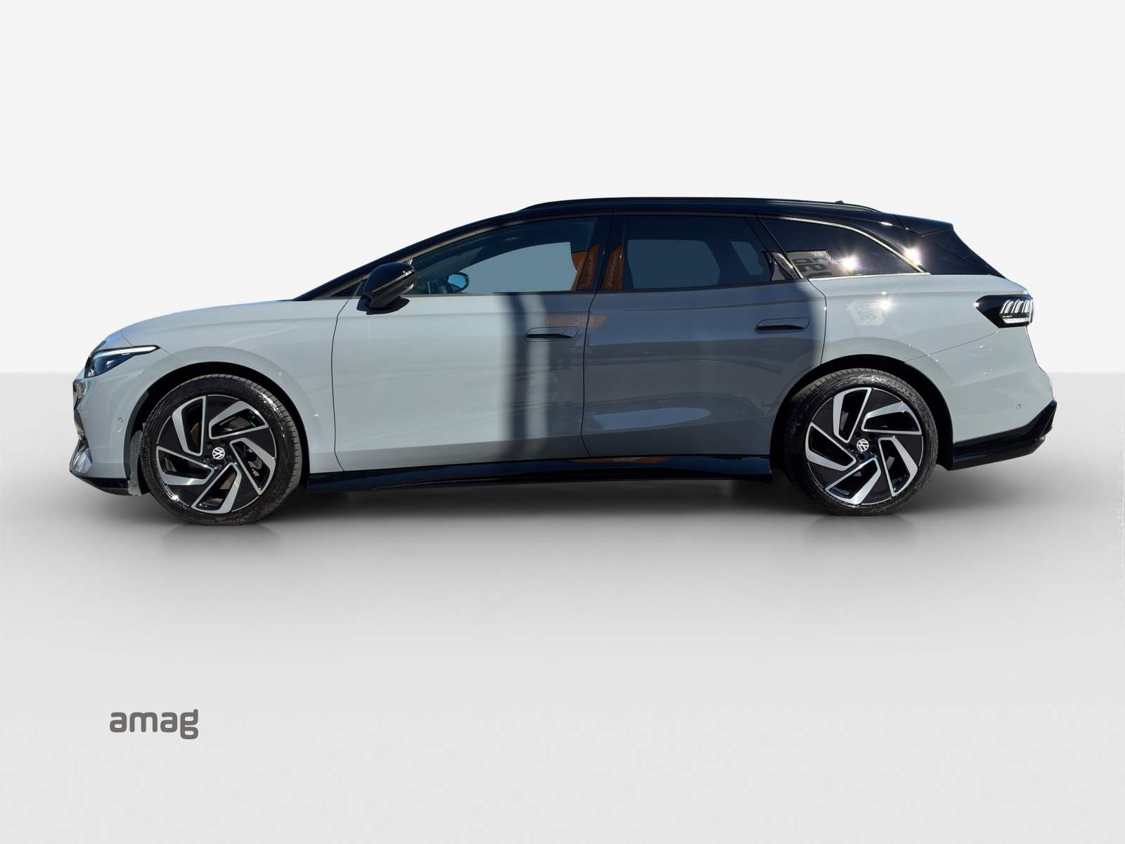VW ID.7 Tourer Pro S 86 kWh Pro S United-showroom-element-1