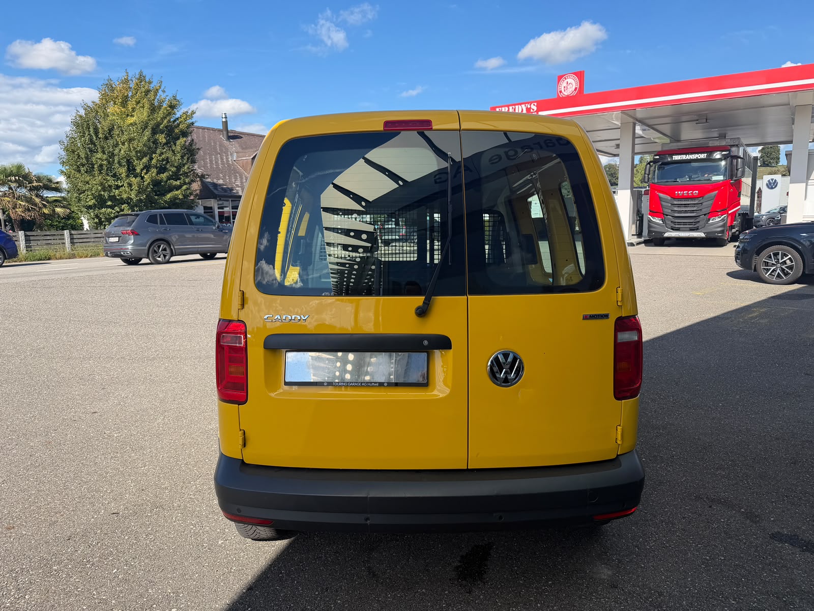 VW Caddy 2.0TDI 4Motion BlueMotion Technology DSG-image-3