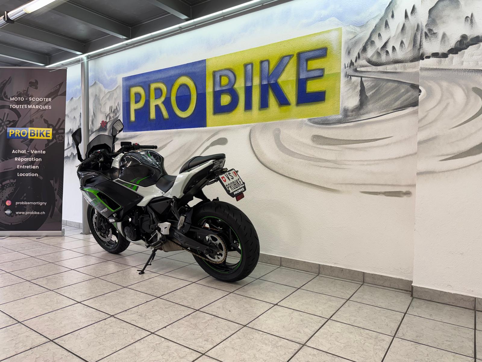 KAWASAKI Ninja 650-showroom-element-3