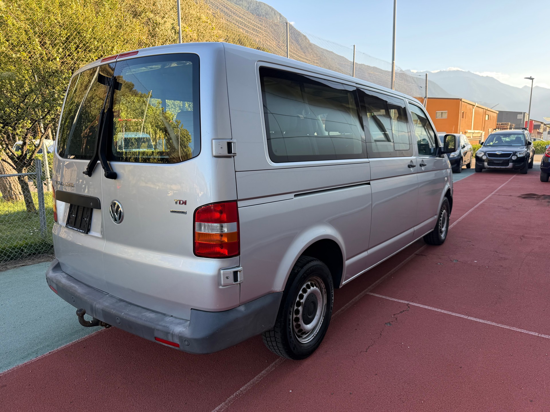 VW T5 Caravelle Comfort 2.5TDI PD 4M-image-4