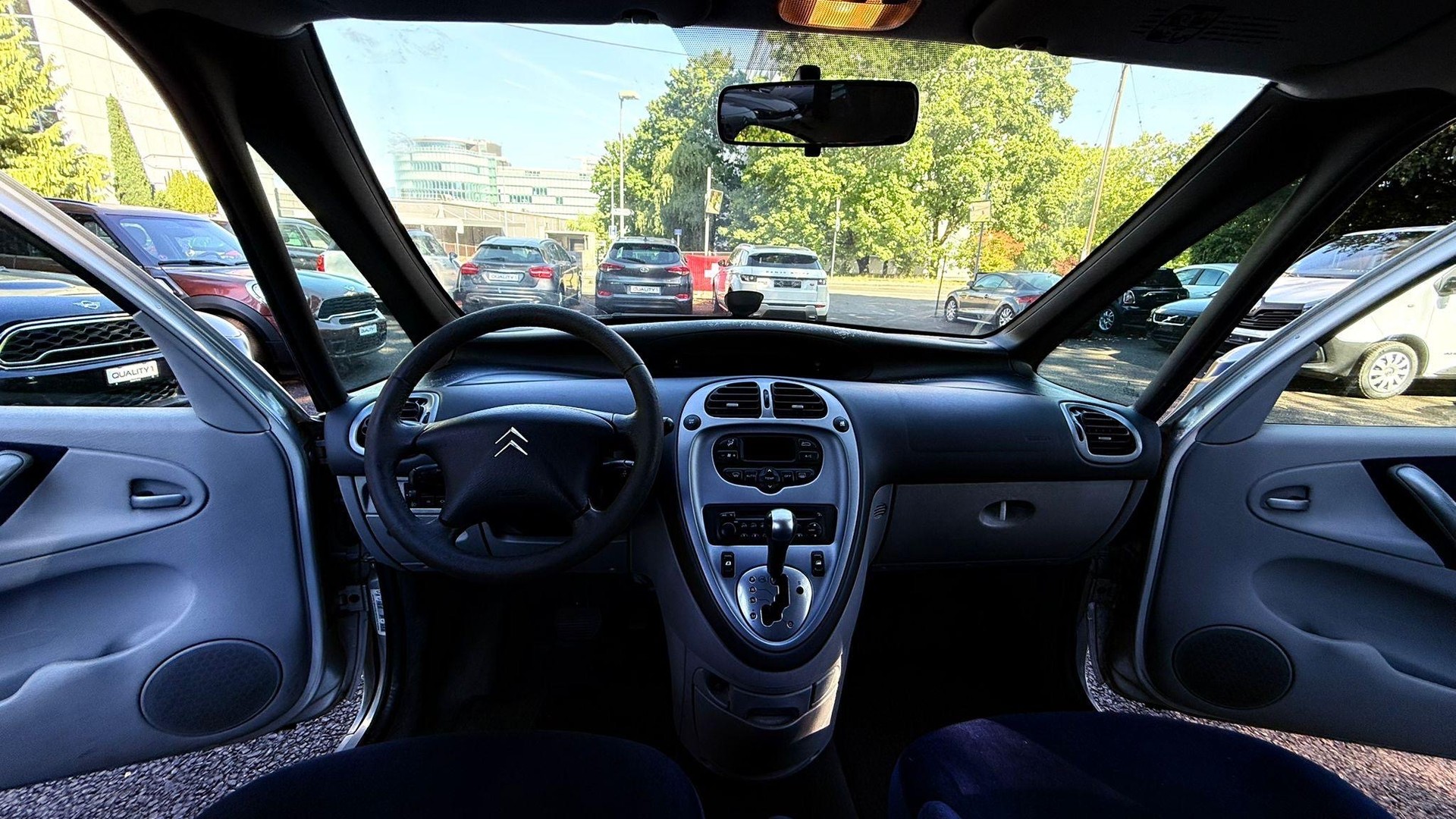 CITROEN Xsara Picasso 2.0i 16V Edition Automatic-image-7
