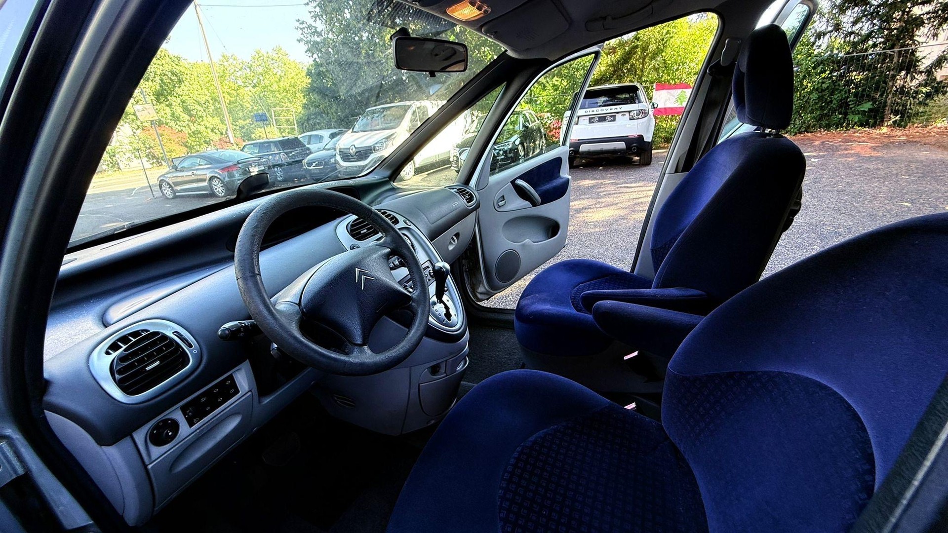 CITROEN Xsara Picasso 2.0i 16V Edition Automatic-image-9