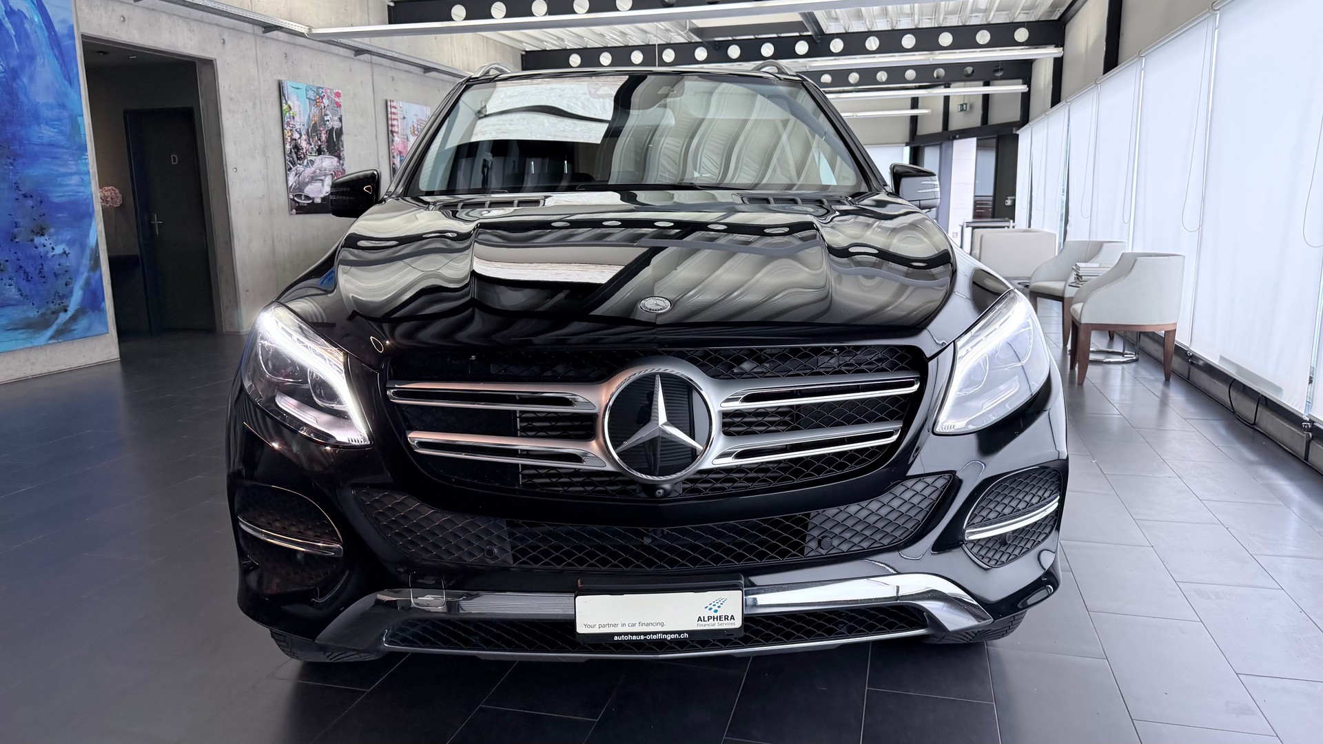 MERCEDES-BENZ GLE 250 d-image-17