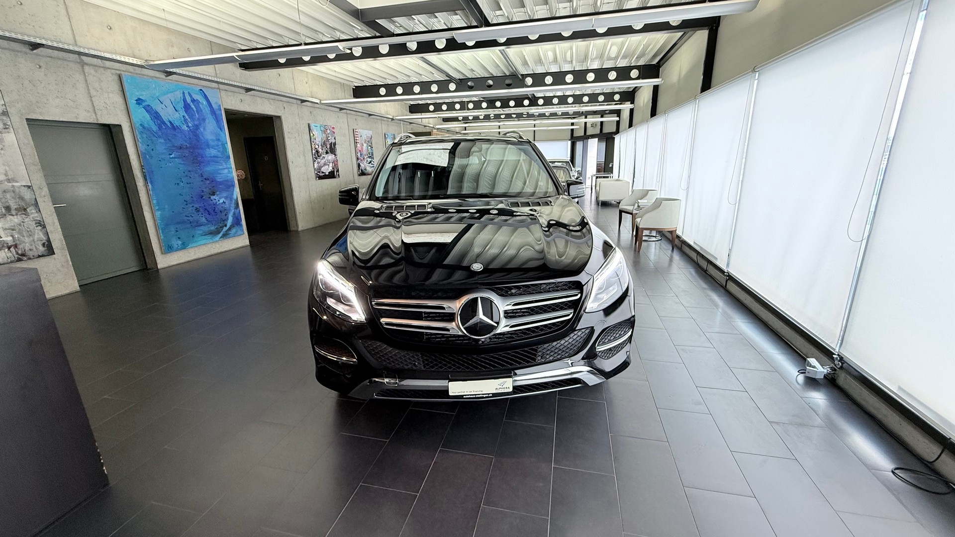 MERCEDES-BENZ GLE 250 d-image-18