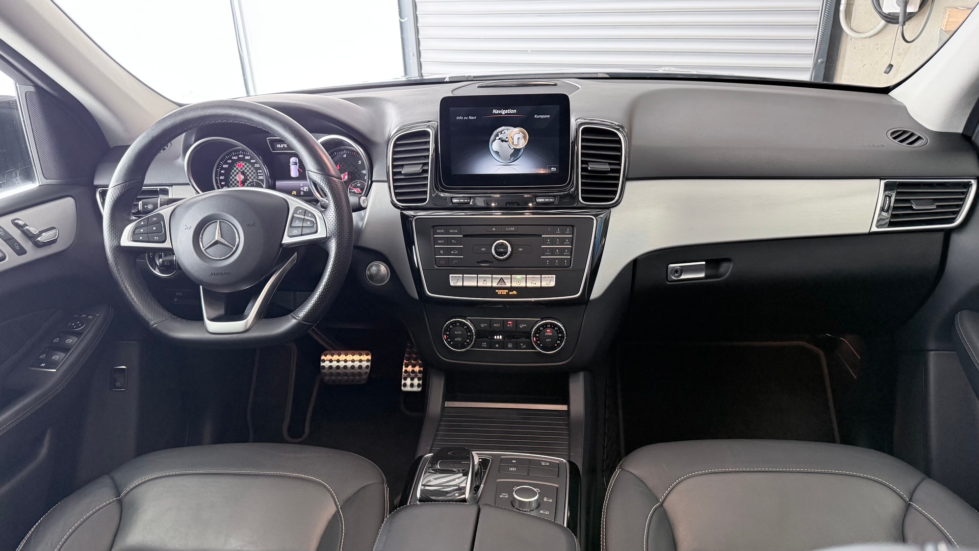 MERCEDES-BENZ GLE 250 d-image-4