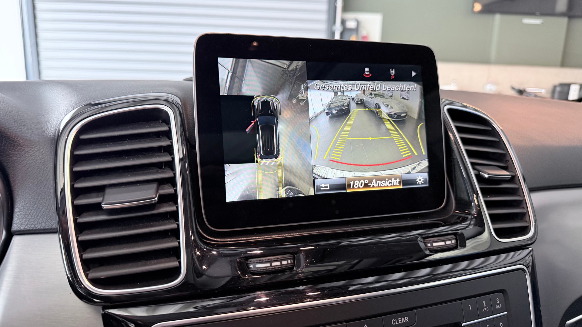 MERCEDES-BENZ GLE 250 d-image-9