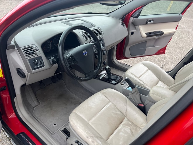VOLVO V50 2.0D-image-7