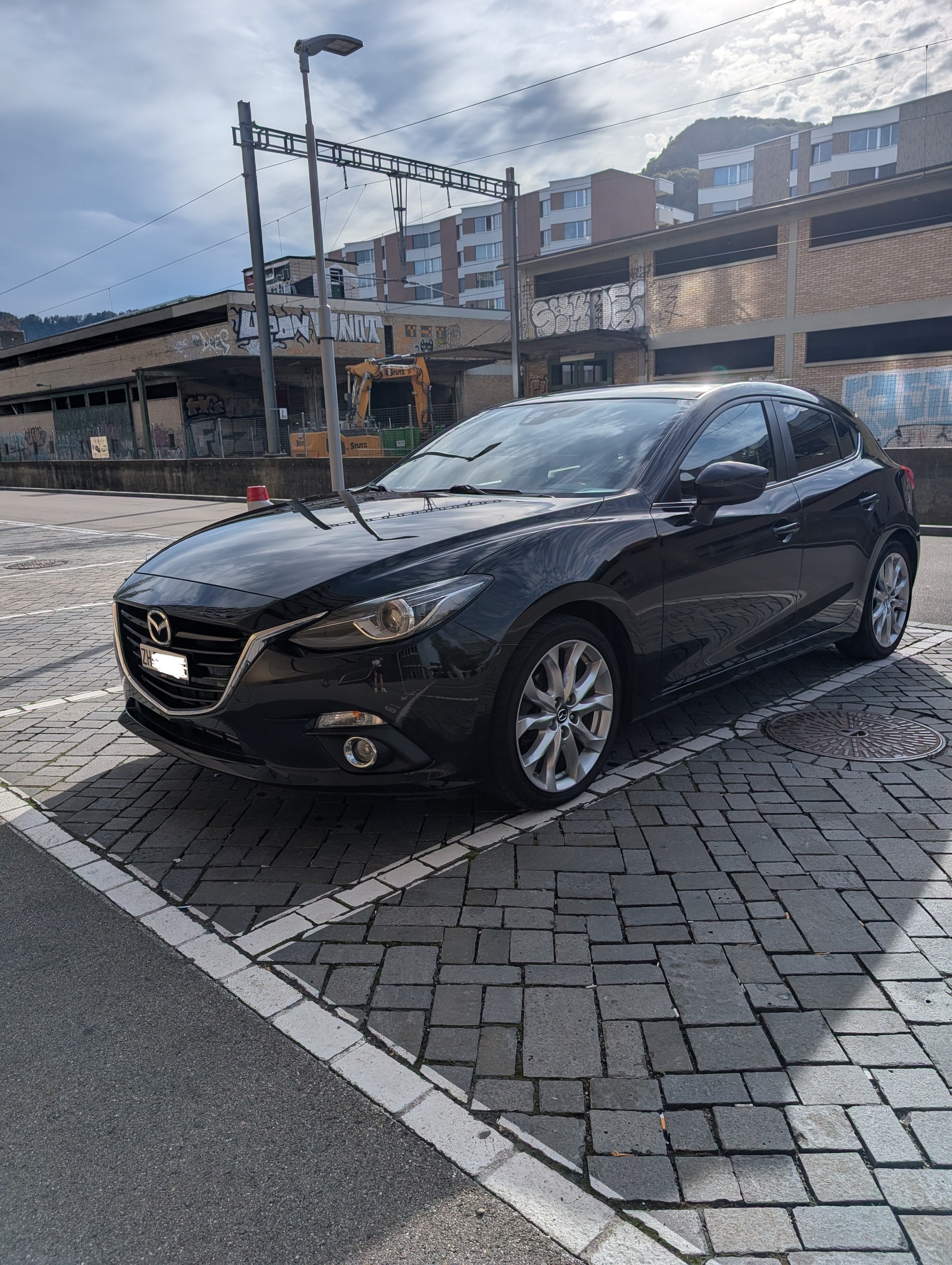 MAZDA 2.2 D Revolution mit frischem Service +MFK-image-1