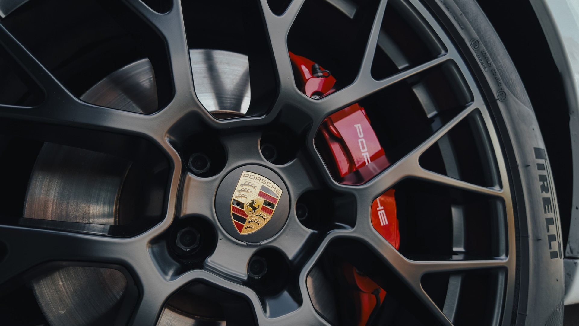 PORSCHE Macan GTS PDK-image-6