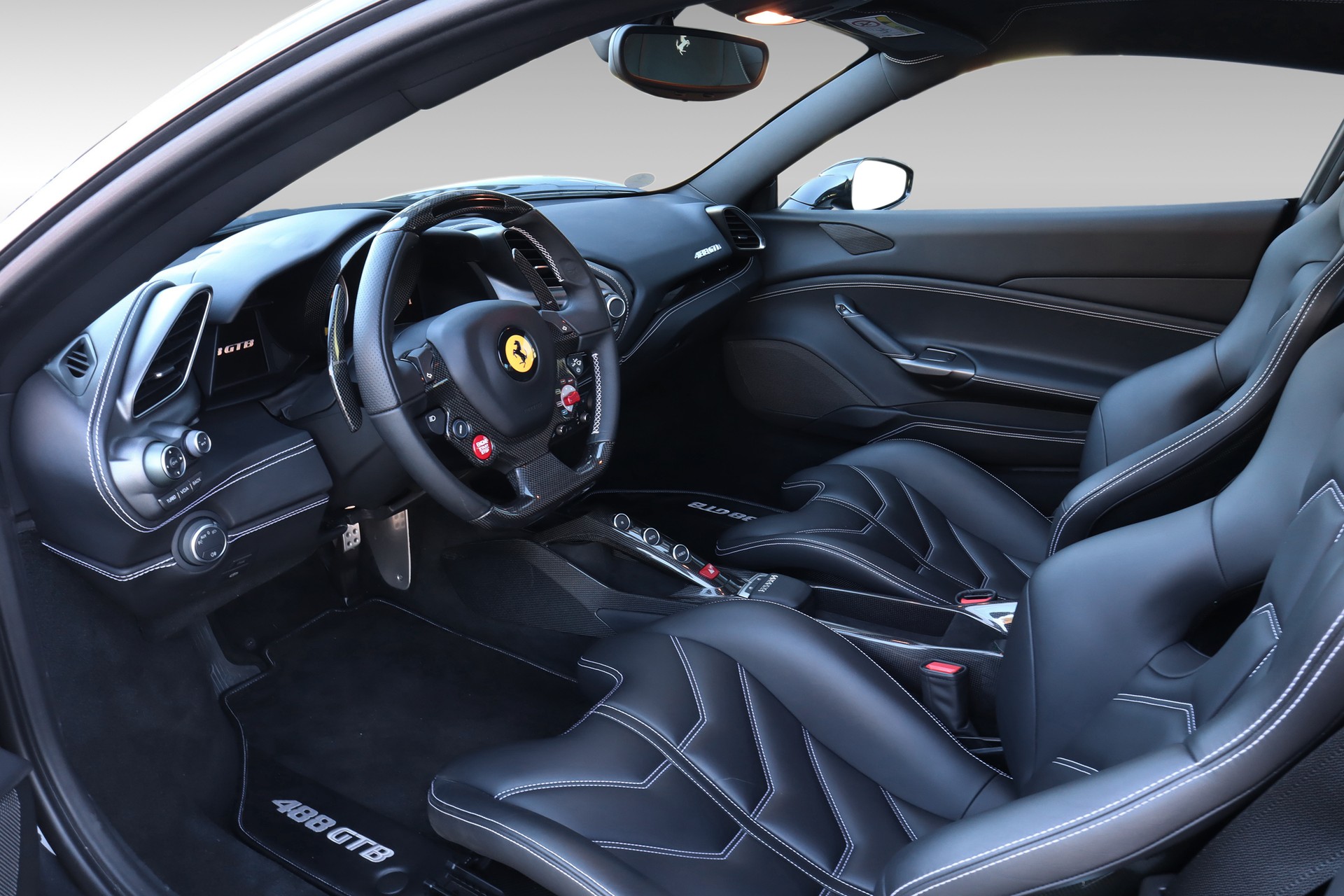 FERRARI 488 GTB 3.9 V8-image-12