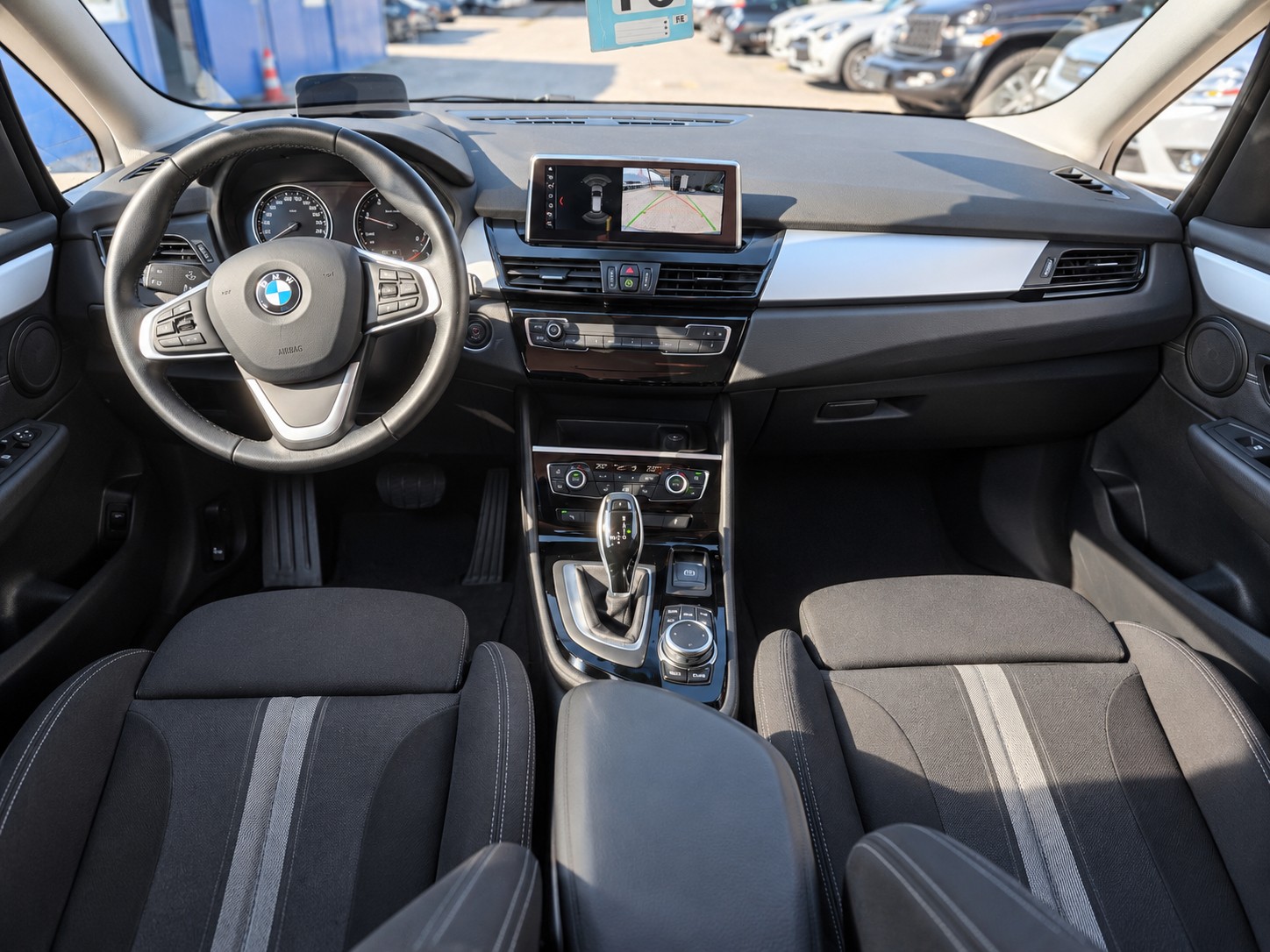 BMW 218d xDrive Gran Tourer Steptronic-image-9