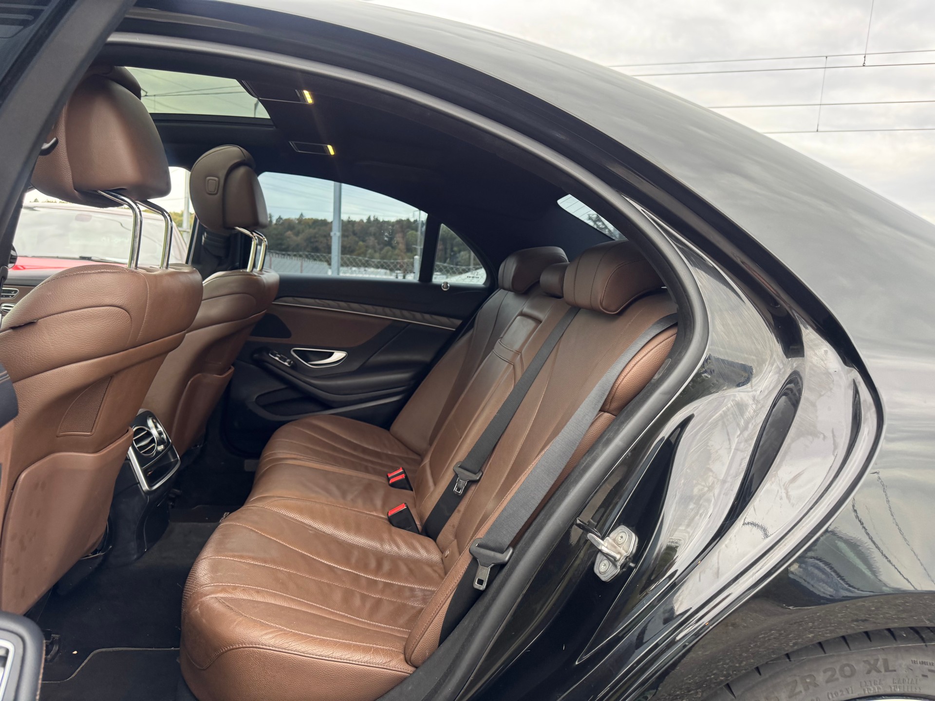MERCEDES-BENZ S 400 d 4Matic 9G-Tronic-image-9