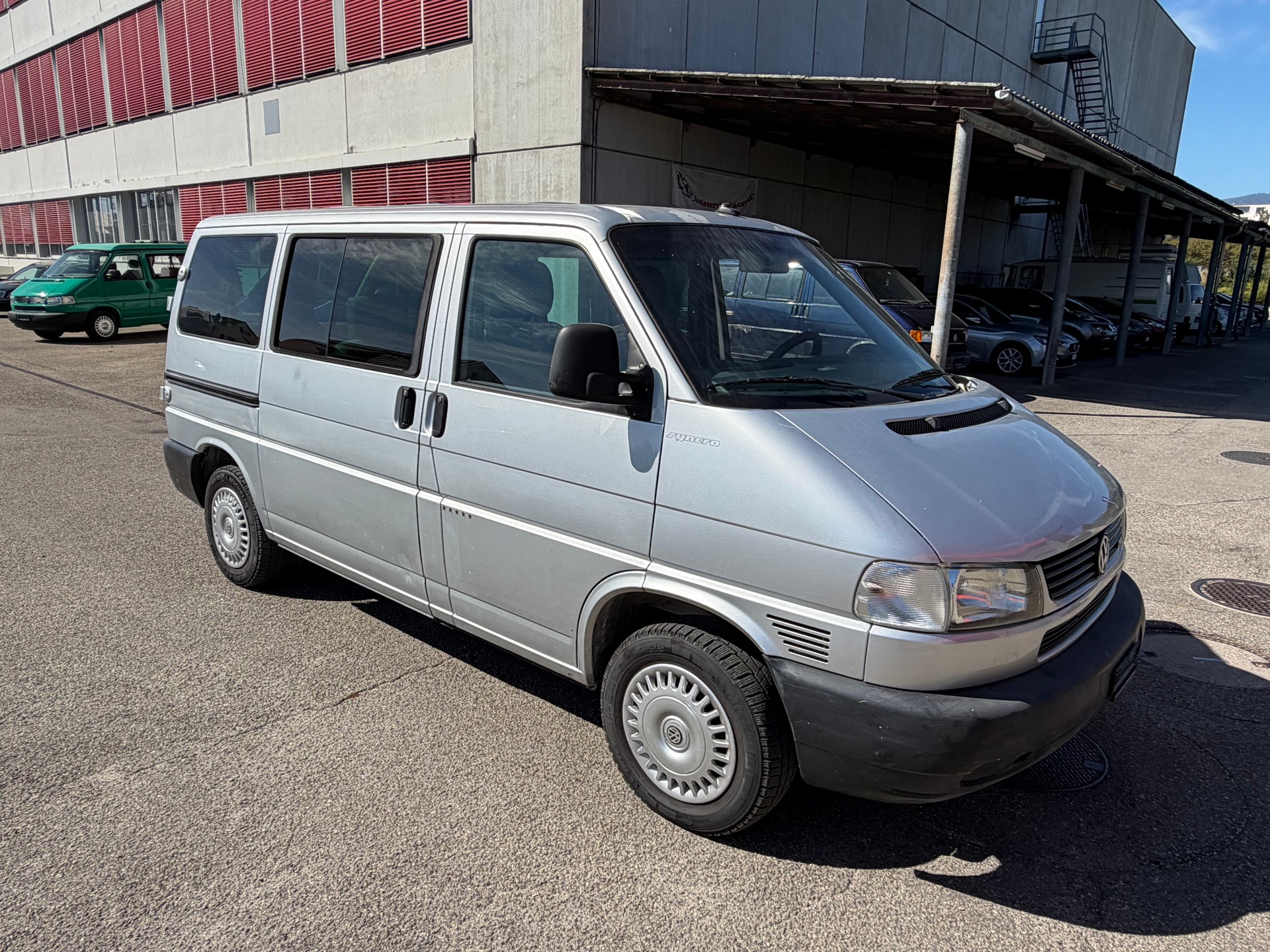 VW Caravelle-image-3