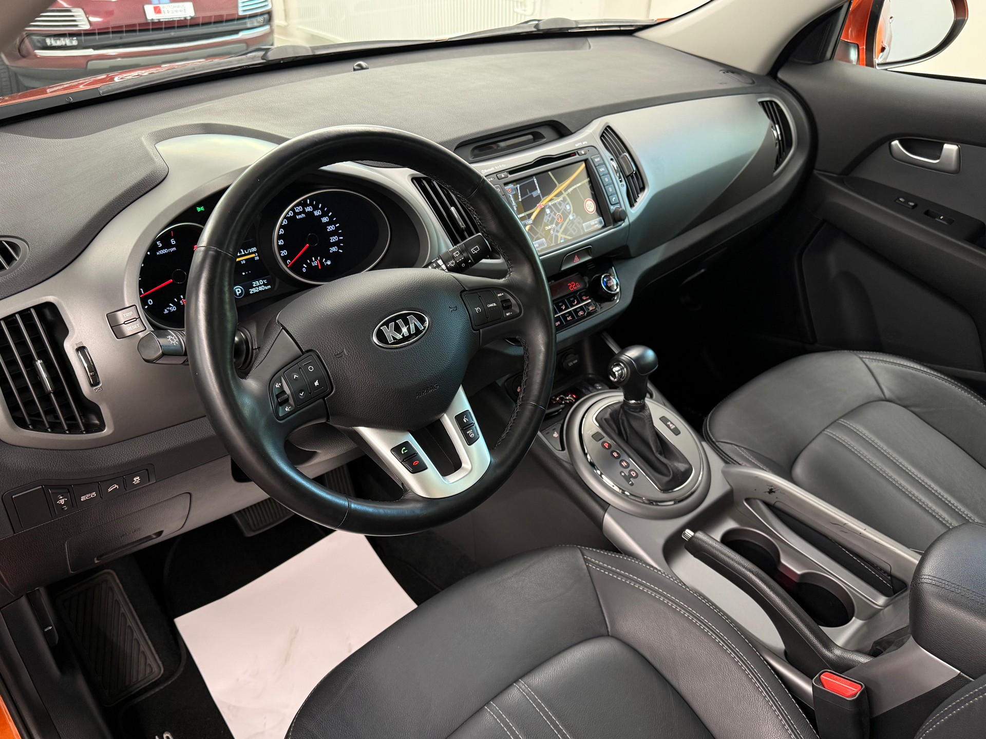 KIA Sportage 2.0 CRDi 4WD Automatic AHK-image-13