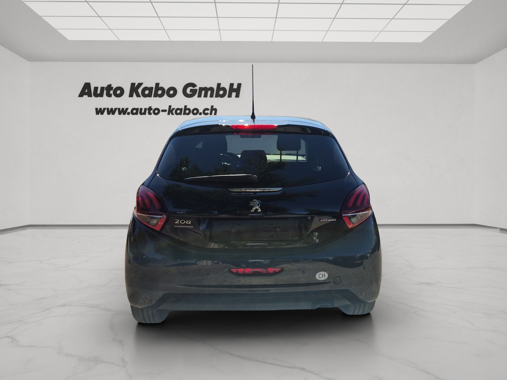 PEUGEOT 208 1.2 PureTech GT Line-image-6